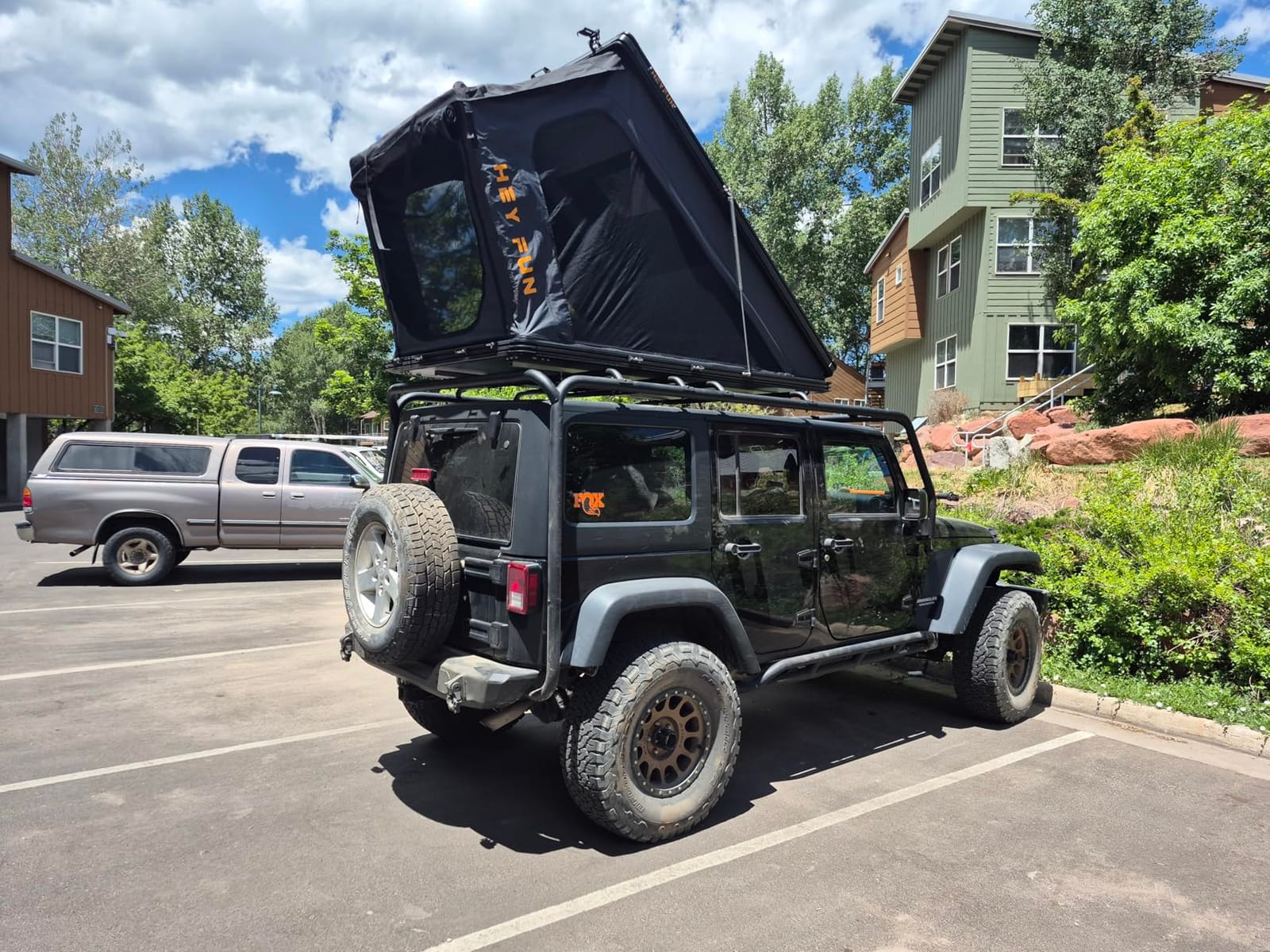 Voyager Pro Rooftop Tent Hard Shell, Aluminum Pop Up Roof Top Tent | 30% Extra Space, Skyview Window, Side Awning & LED Strip, Compatible with Truck Jeep SUV Van & Trailer for 2-3 Person Camping customer photo 1