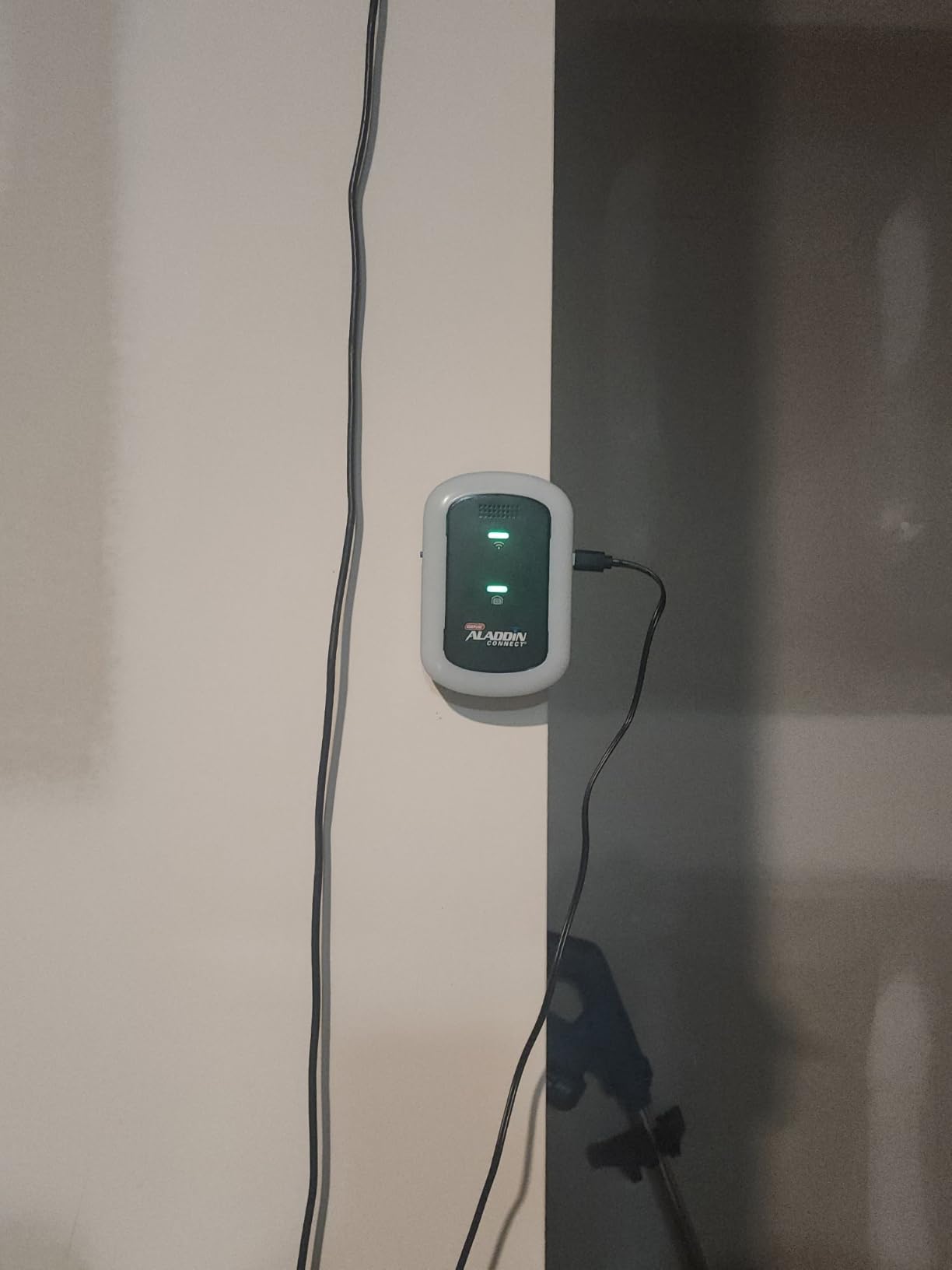 Genie Aladdin Connect Smart Garage Door Controller, Single Door Kit ALKT2-R | Wi-Fi Enabled, App Control, Works with Most Major Brands, Monitor & Control Garage from Anywhere with iOS & Android Devices customer photo 1