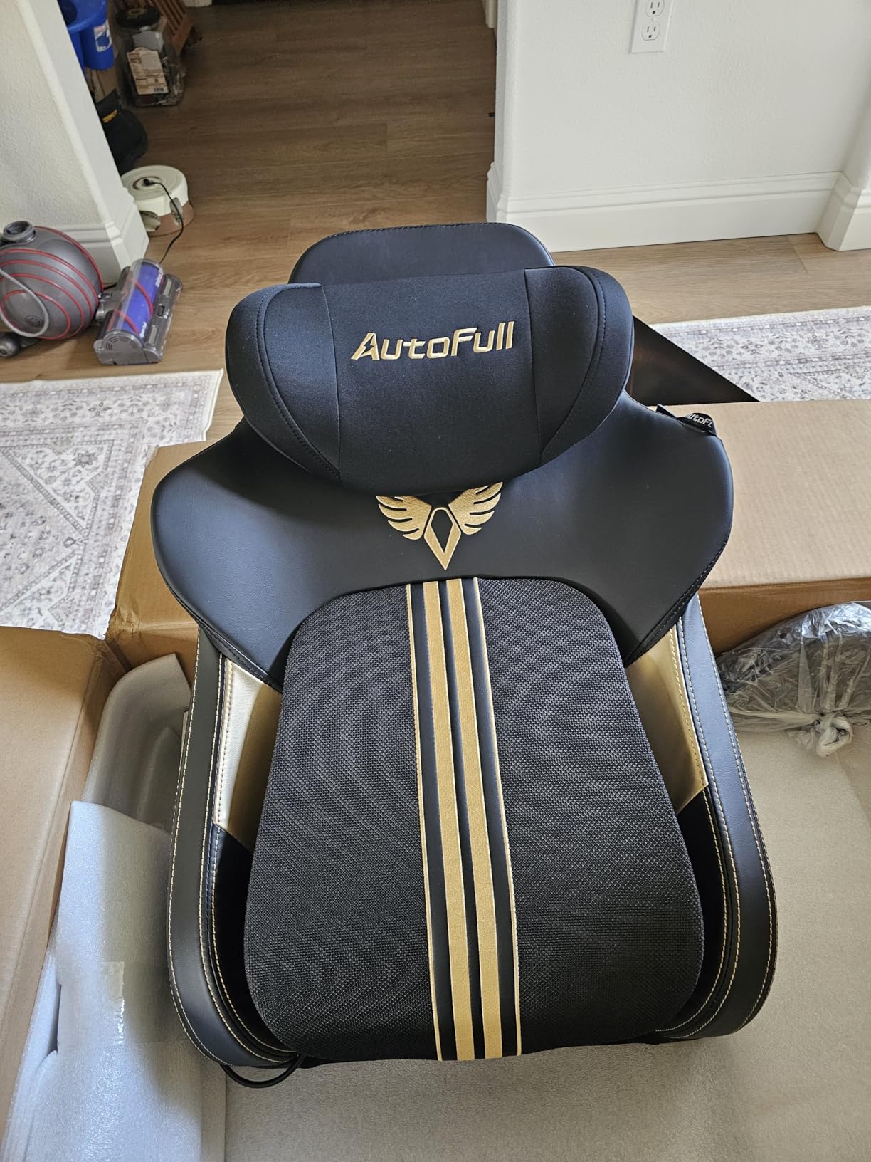 AutoFull M6 Ultra+ 2.0 Gaming Chair - World First with Shiatsu Massage | 720° Mechanical Armrests, Dynamic Lumbar Support, Adjustable Headrest | Ventilated & Heated customer photo 1