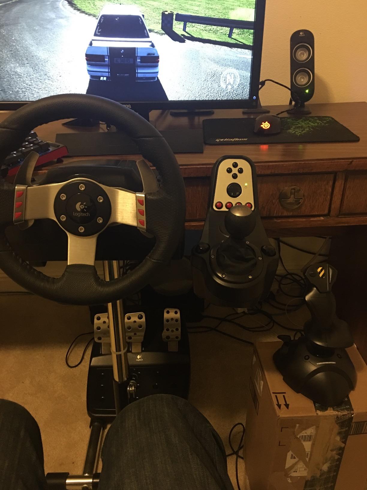 Thrustmaster USB Joystick (Windows) customer photo 2