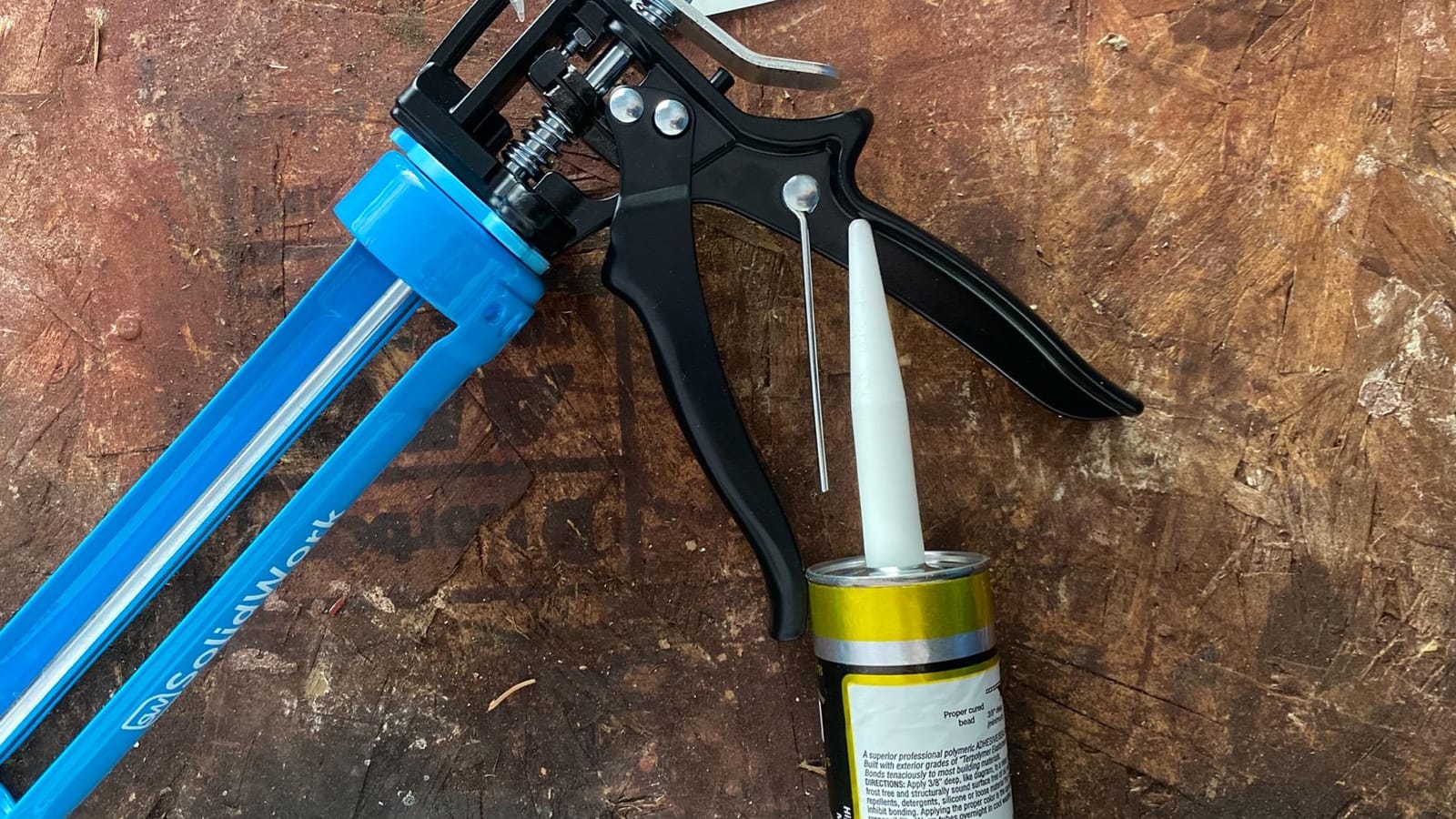 Newborn 250 Super Smooth Rod Revolving Frame Caulking Gun, 1/10-Gallon Cartridge Capacity, 18:1 Thrust Ratio customer photo 2