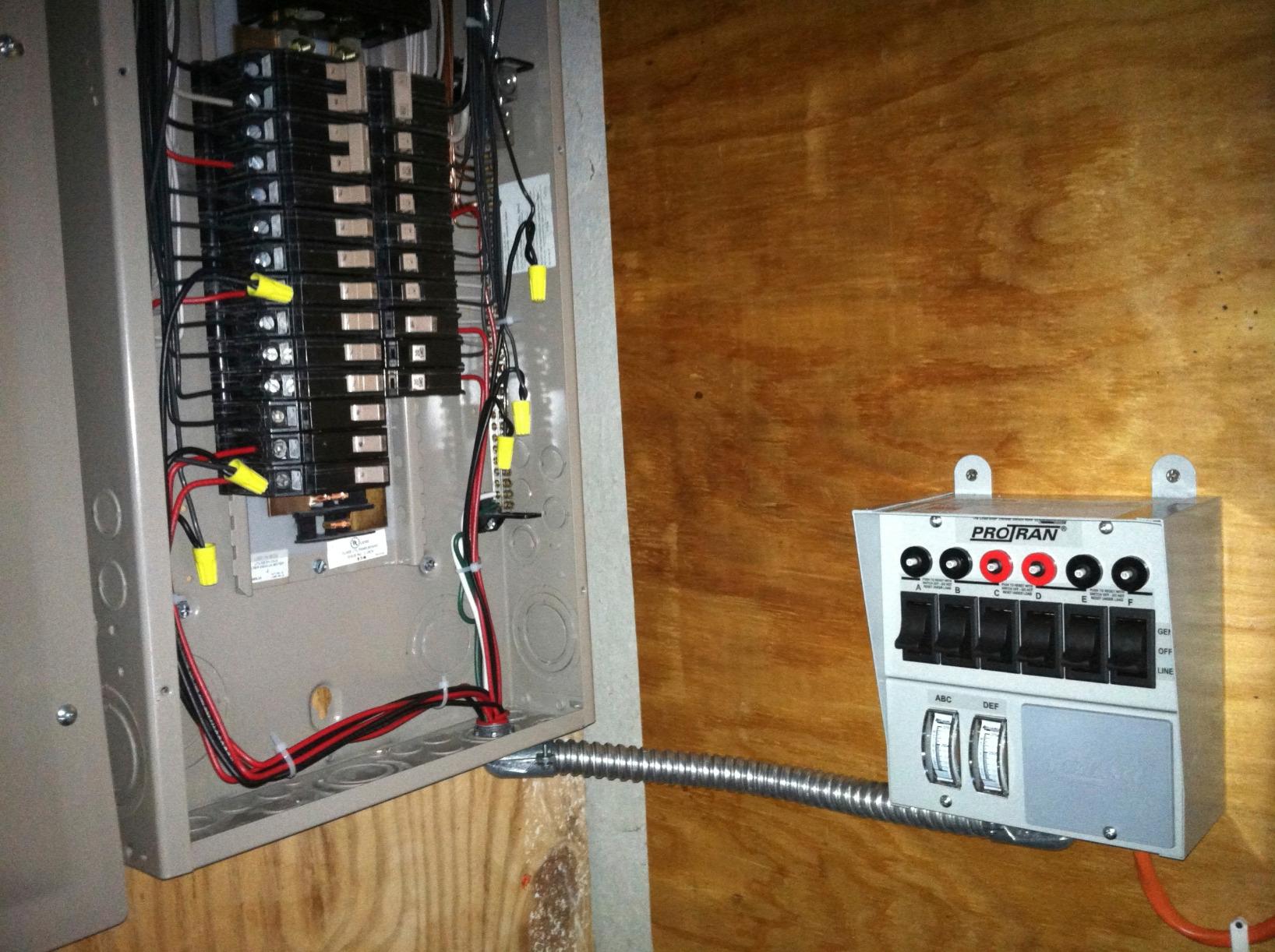Reliance Controls Corporation 31406CWK 30 Amp 6-circuit Pro/Tran Transfer Switch Kit for Generators (7500 Watts).,Gray customer photo 1