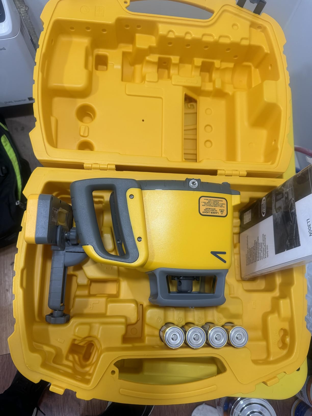 Spectra Precision LL300N-1 Rotary Laser Level Kit inc Tripod & Rod Alkaline customer photo 1