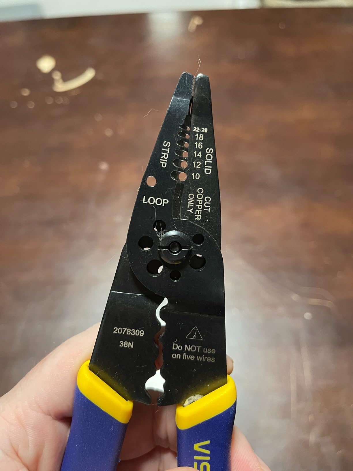 IRWIN Vise-Grip Wire Stripper, 8 Inch, Cuts 10-22 AWG, Plier Style Nose, ProTouch for Comfort, Blue (2078309) customer photo 2