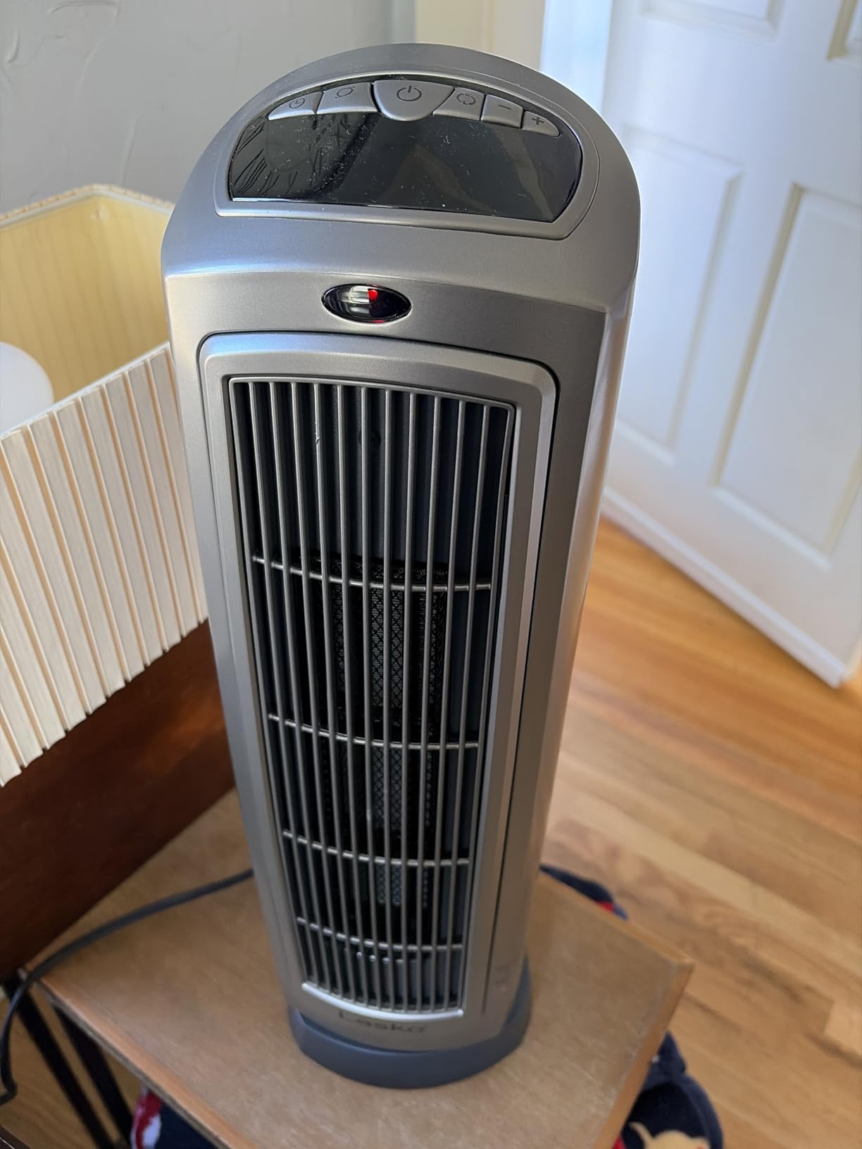 Lasko Oscillating Digital Ceramic Tower Heater for Home with Adjustable Thermostat, Timer and Remote Control, 23 Inches, 1500W, Silver, 755320 customer photo 1
