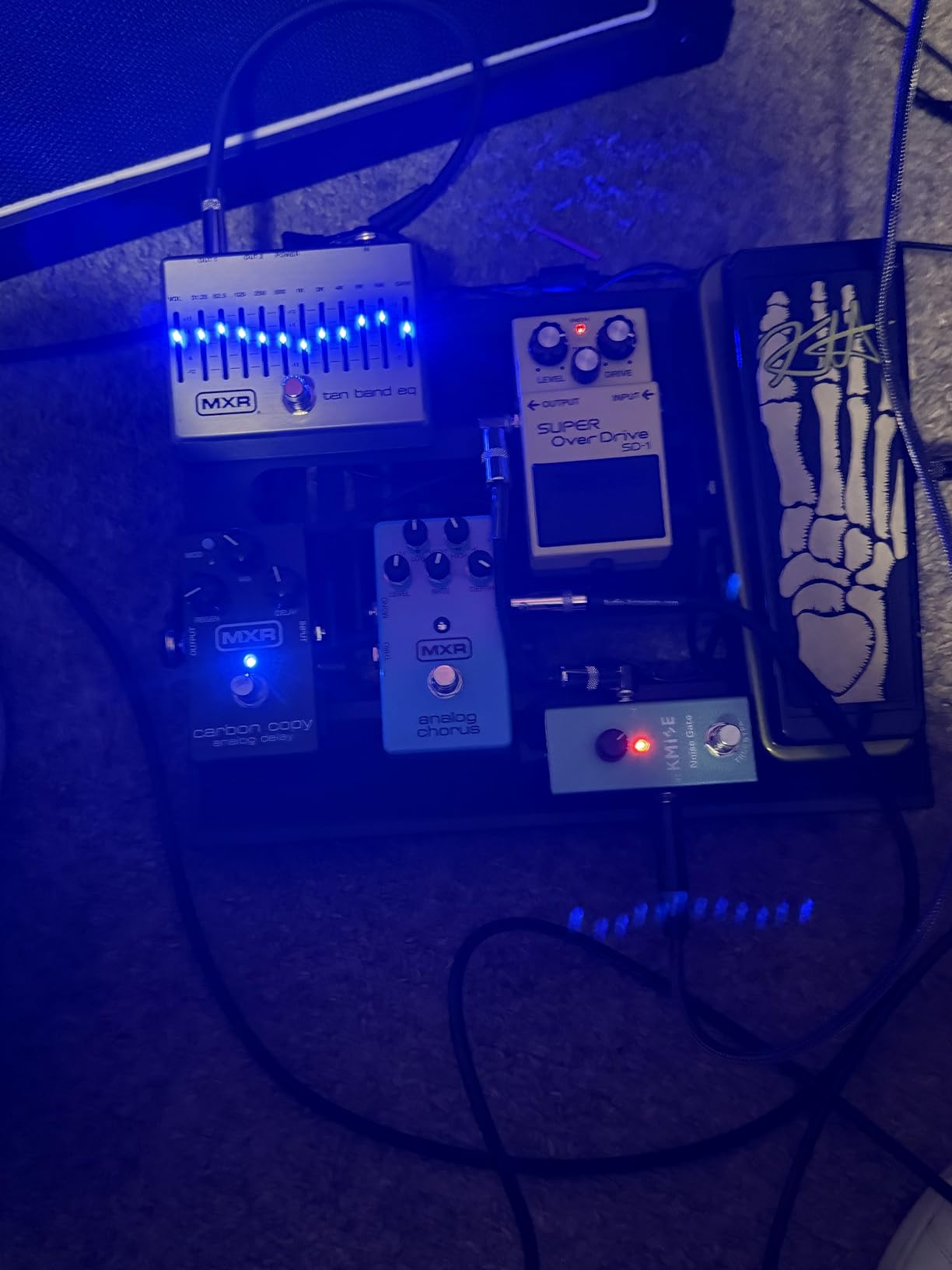 BOSS SD-1 SUPER Overdrive Compact Overdrive Pedal customer photo 2