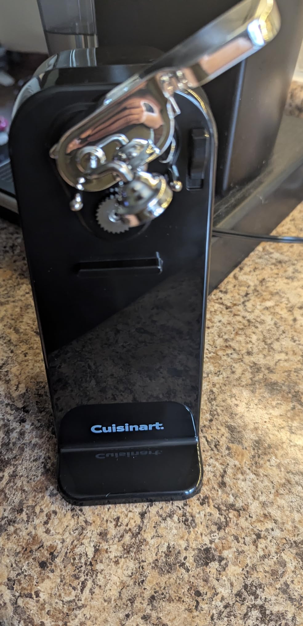 Cuisinart Electric Can Opener, One-Touch Operation, Nonslip Base, Black customer photo 2