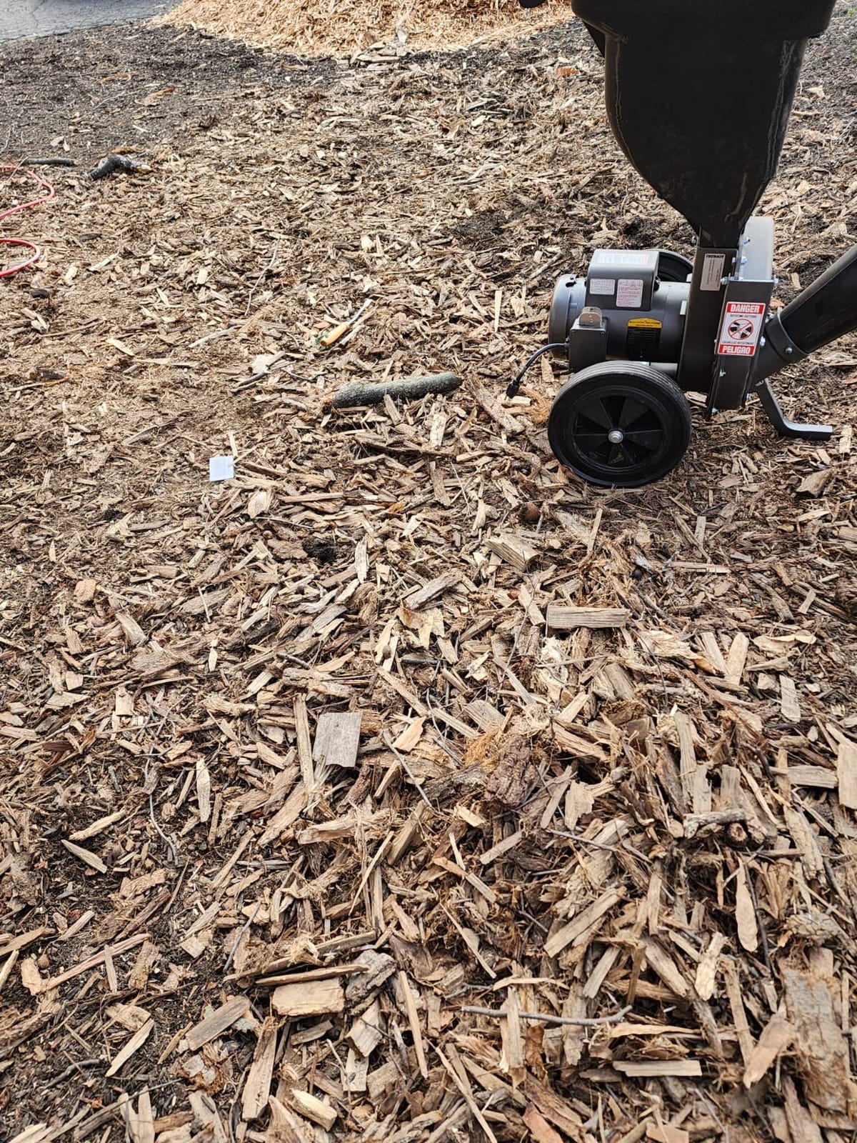 Patriot Products CSV-2515 1.5 HP Corded Electric Wood Chipper Leaf Shredder customer photo 2