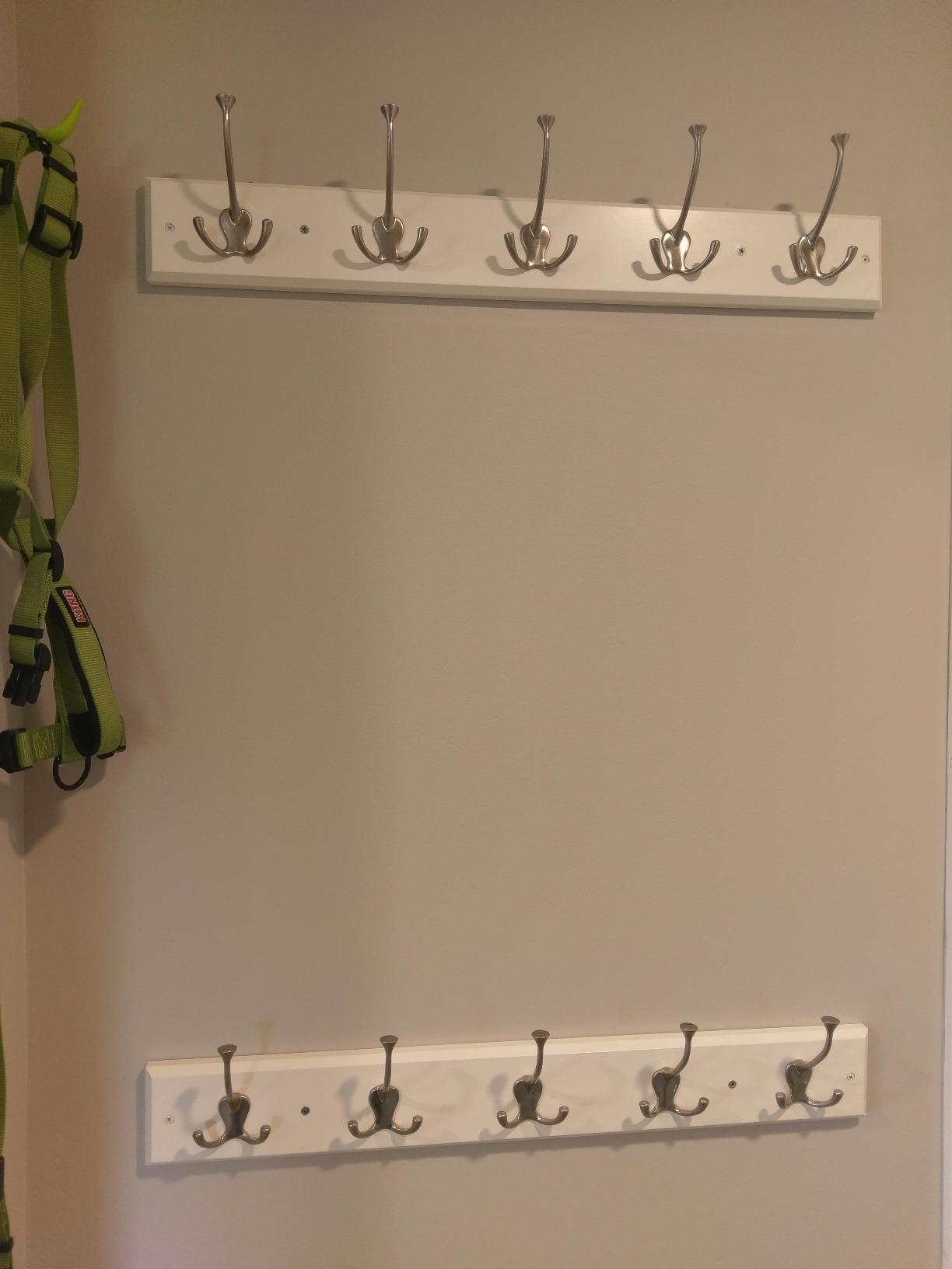 Liberty Hardware 129848 Wall Mounted Coat Rack with 5 Decorative Hooks, 27-Inch, Satin Nickel and White customer photo 2