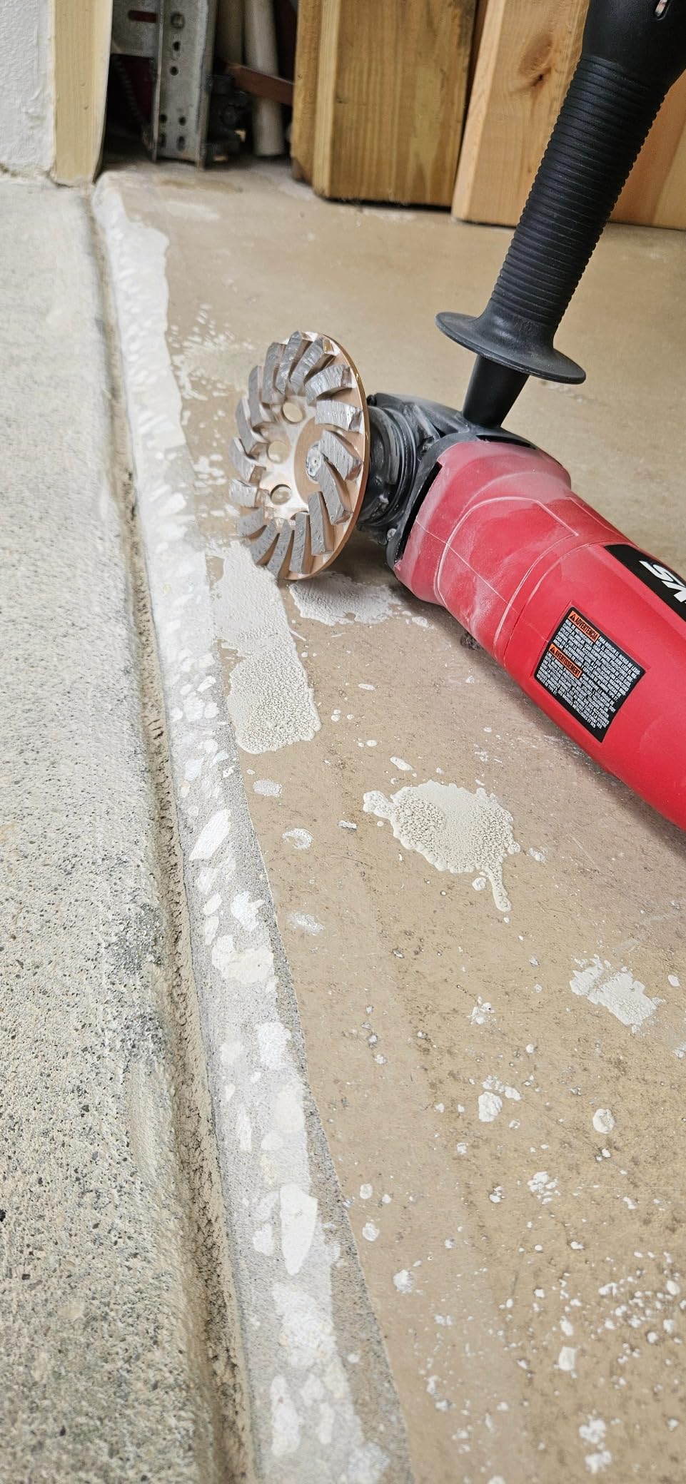SKIL 6 Amp 4-1/2-Inch Corded Angle Grinder - 9295-01 customer photo 2