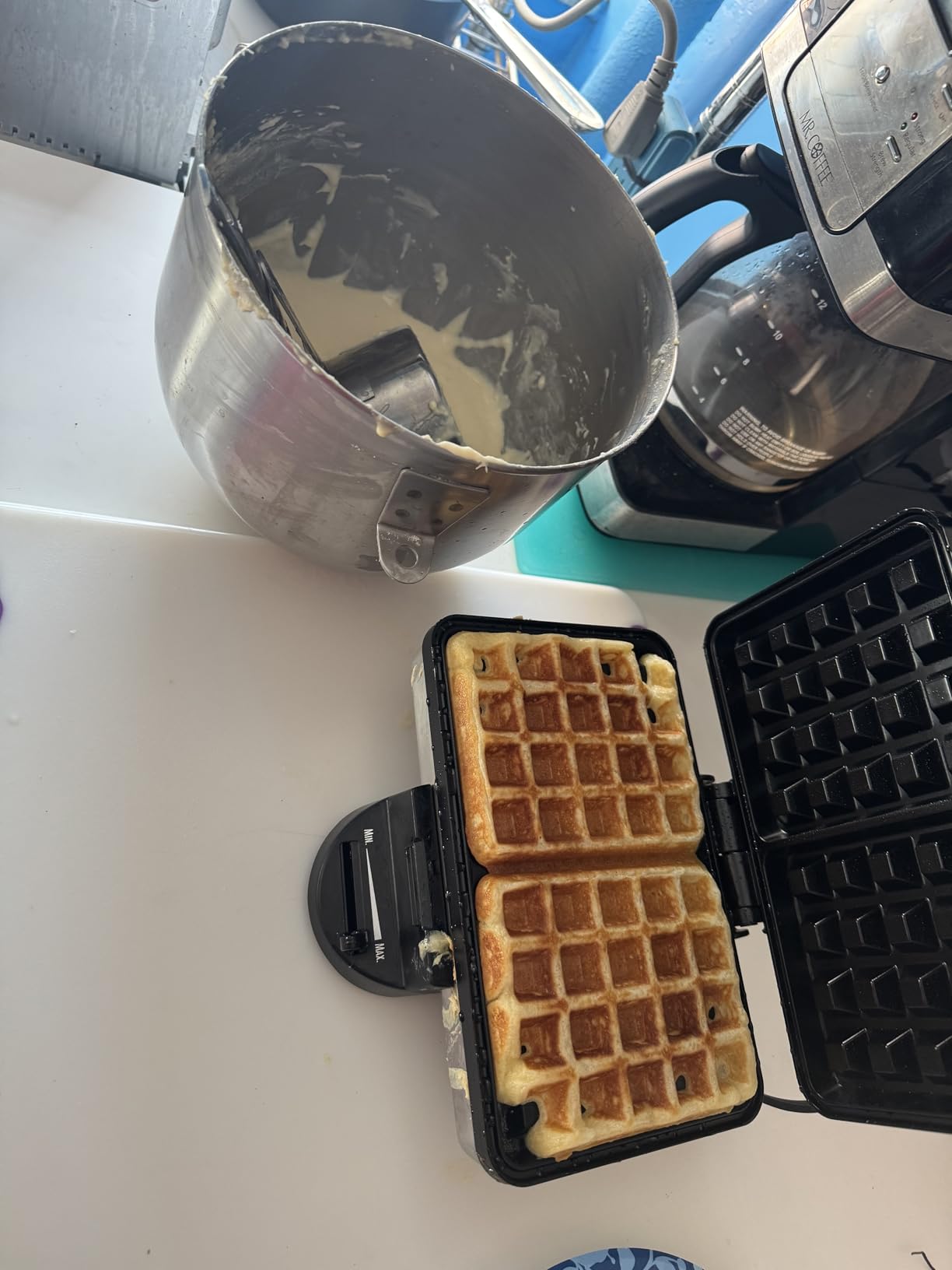 Hamilton Beach Belgian Waffle Maker with Shade Control | Makes 2 Waffles, Keto Chaffles, Hash Browns At Once | PFAS-Free Non-Stick Grids | Compact Design | Stainless Steel | 26009MN customer photo 1