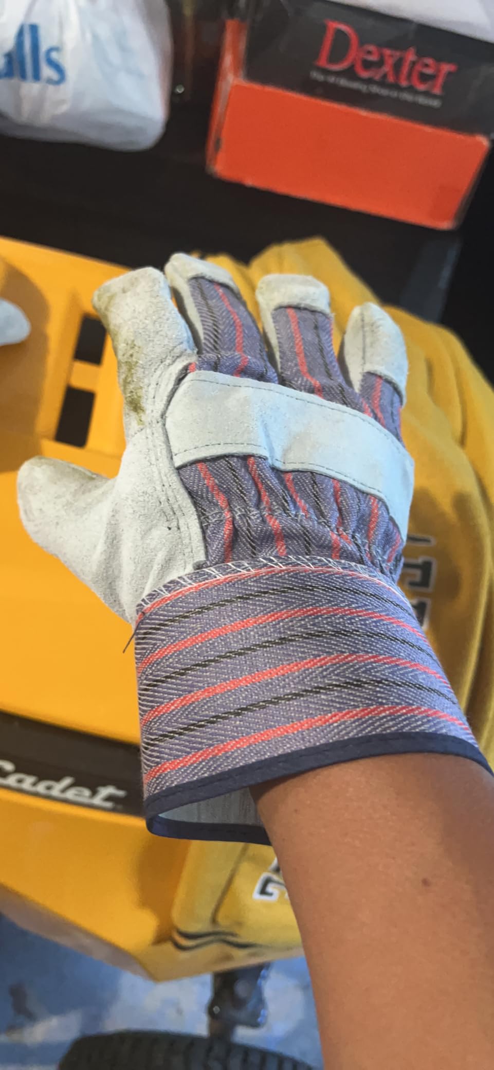 G & F Products Leather Work Gloves for Construction, Gardening and General Work customer photo 2