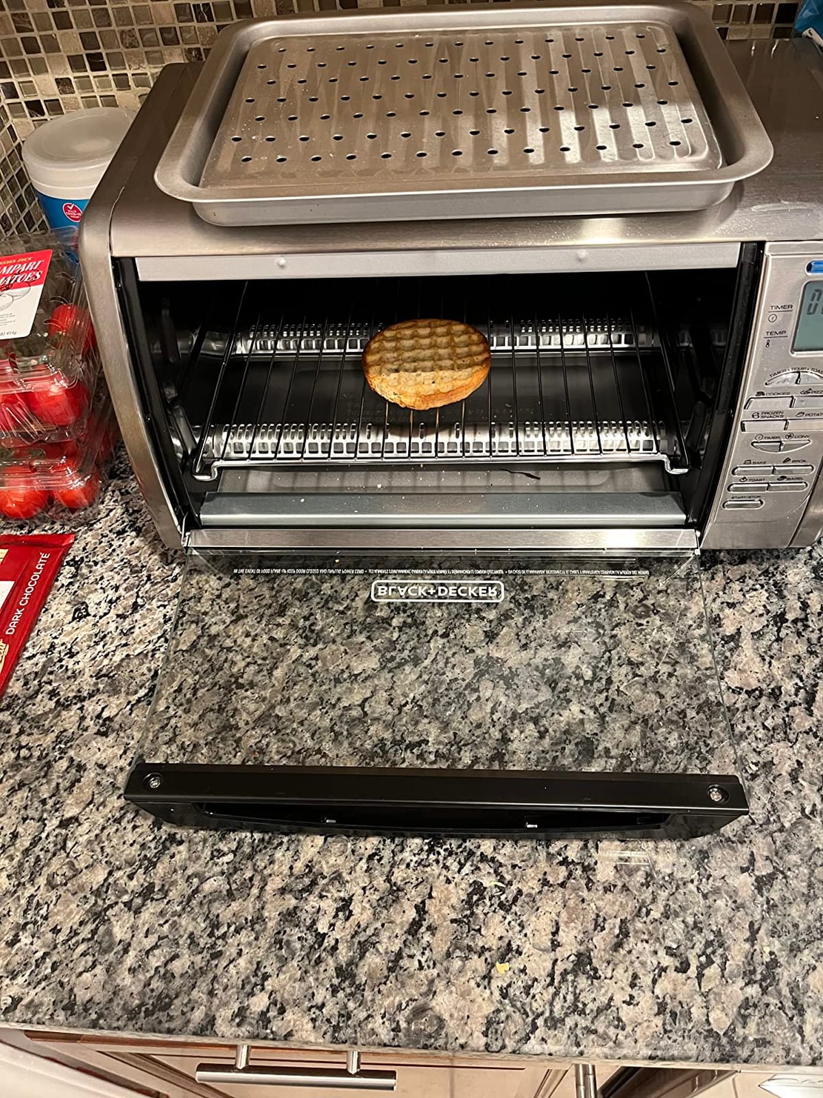 Black+Decker Countertop Convection Toaster Oven, 8 One-touch Cooking Functions, Stainless Steel customer photo 2