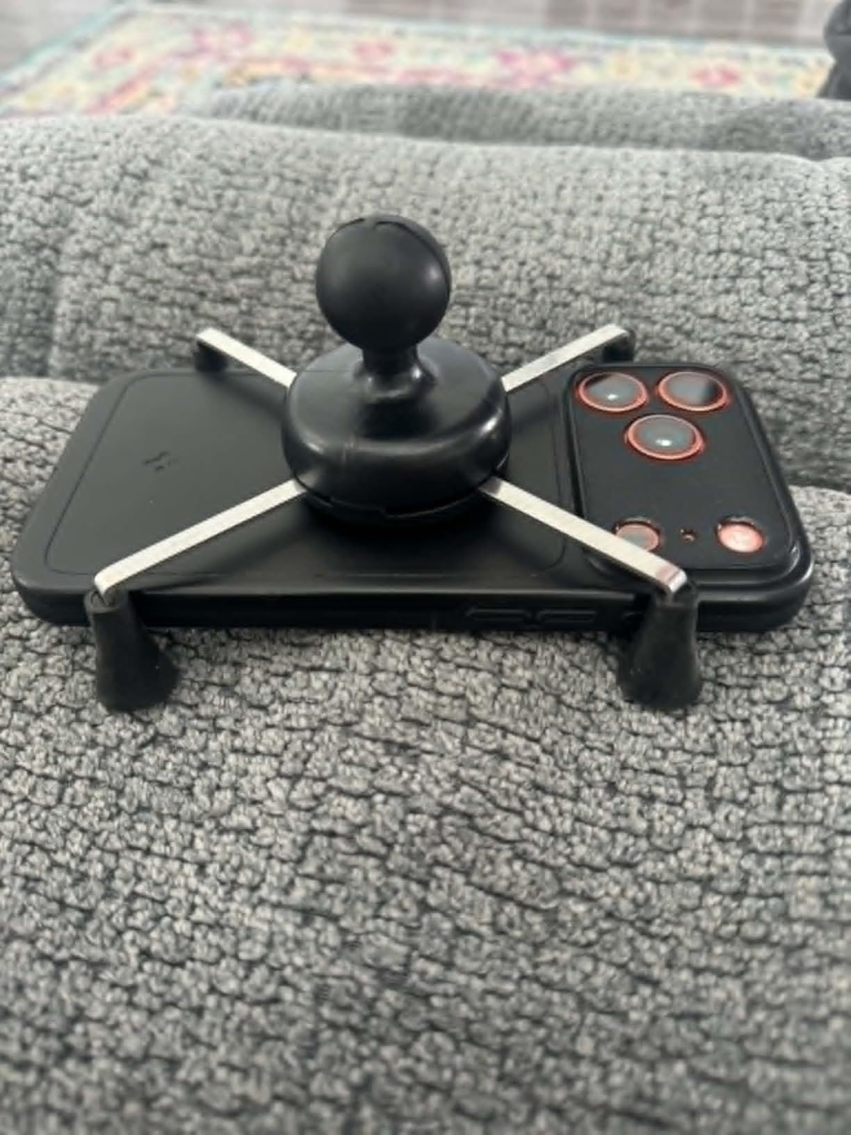 RAM MOUNTS X-Grip Universal Phone Holder with B Size 1