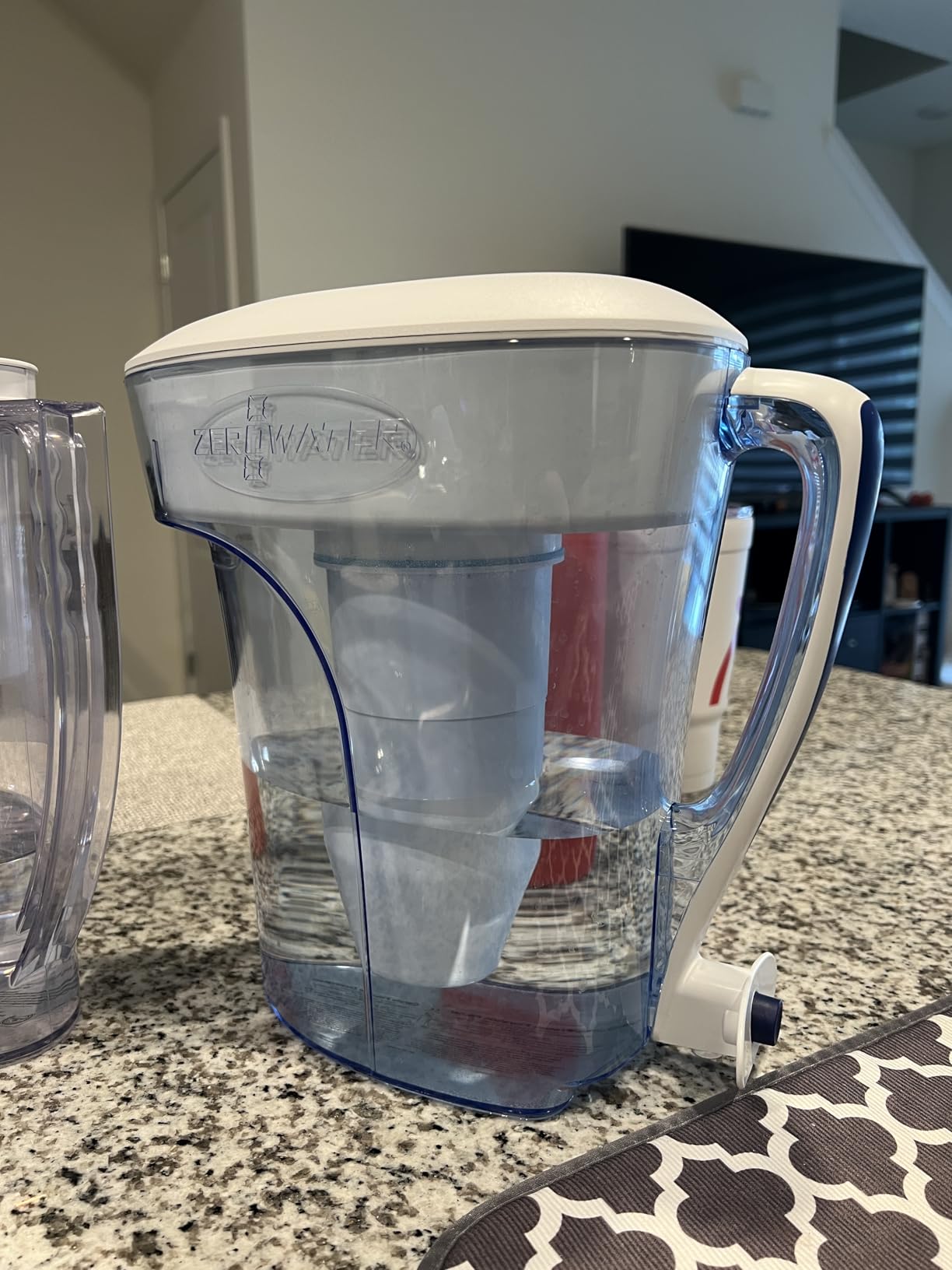 ZeroWater 10-Cup Pitcher Water Filter Removes PFOA/PFAS customer photo 2