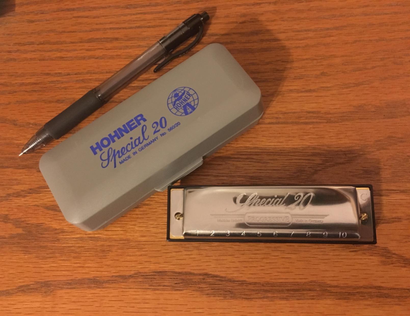 Hohner Special 20 Diatonic Harmonica, C-major - Professional, Responsive Reeds, Injection Molded Plastic Comb with Projecting Mouthpiece customer photo 1