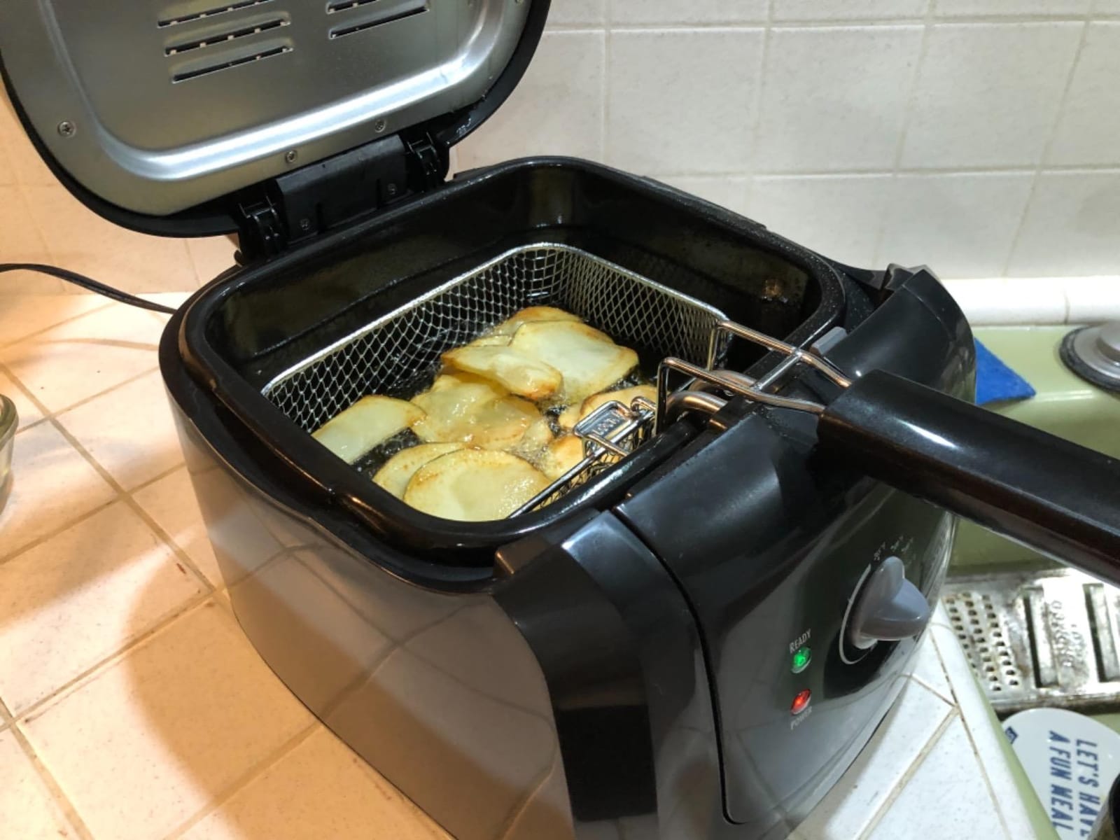 Hamilton Beach Cool Touch Electric Deep Fryer with Basket For Home Use customer photo 2