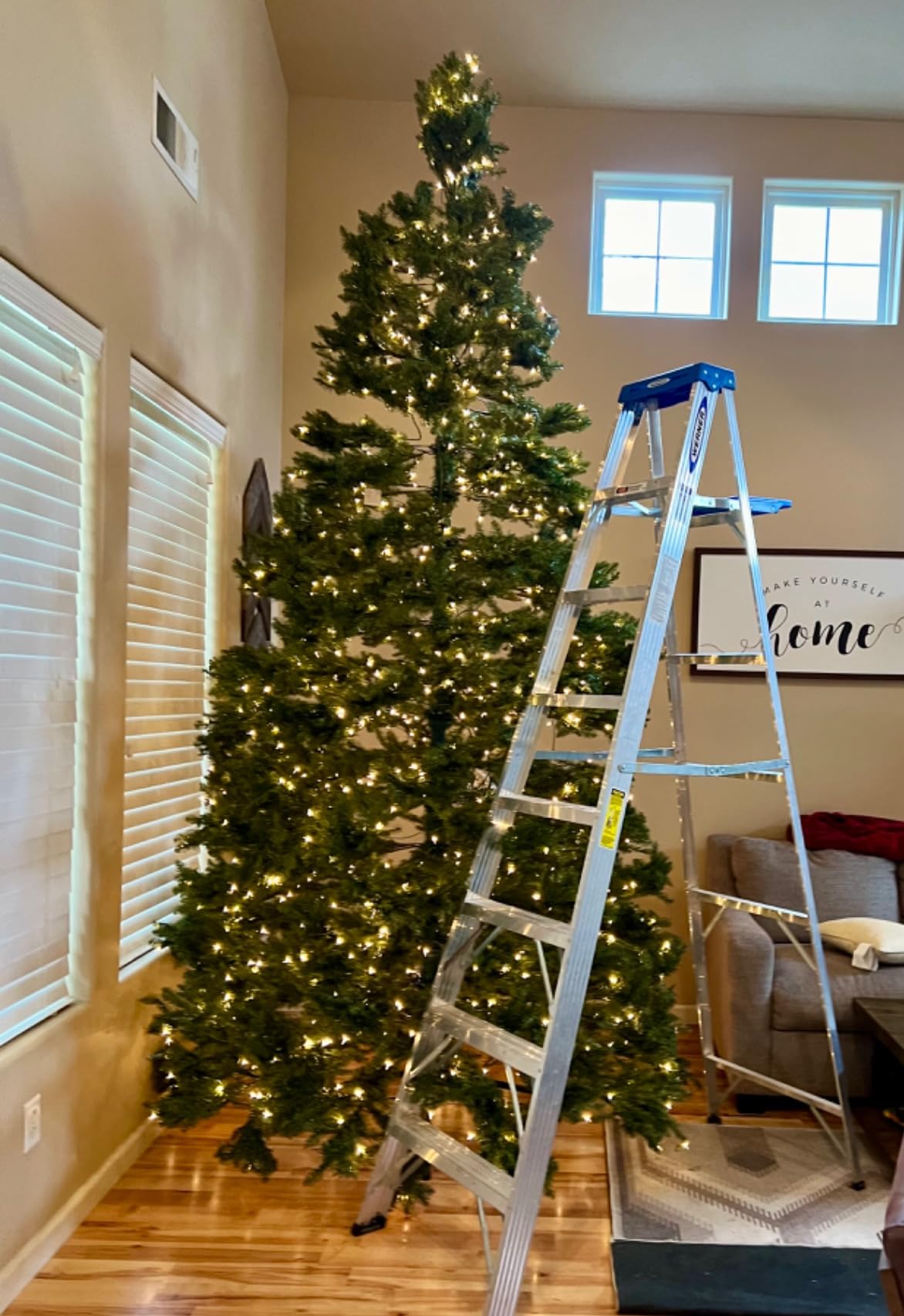 National Tree Company 7ft Pre-Lit Dunhill Fir Artificial Christmas Tree customer photo 2