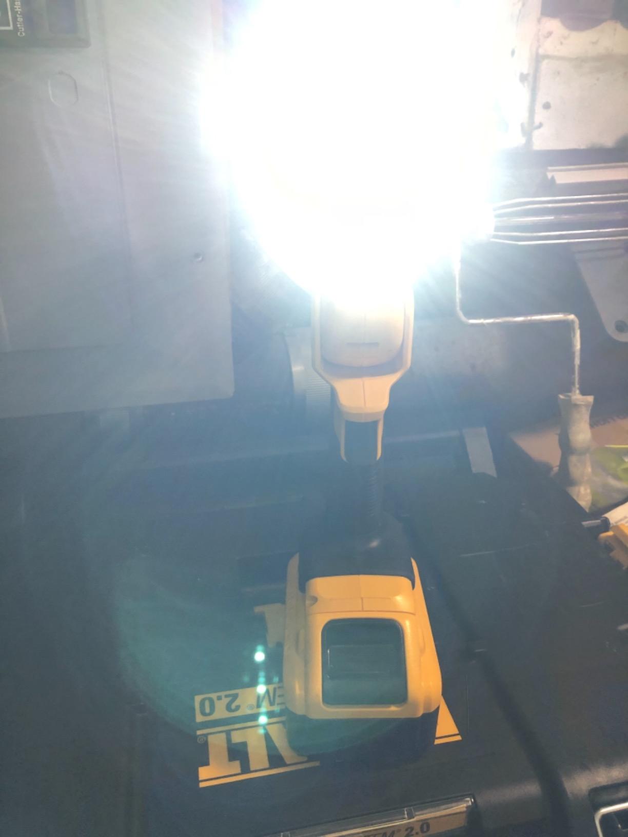 DEWALT 20V MAX LED Work Light, Rechargeable Flashlight, Pivoting Head, Bare Tool Only (DCL050) customer photo 1