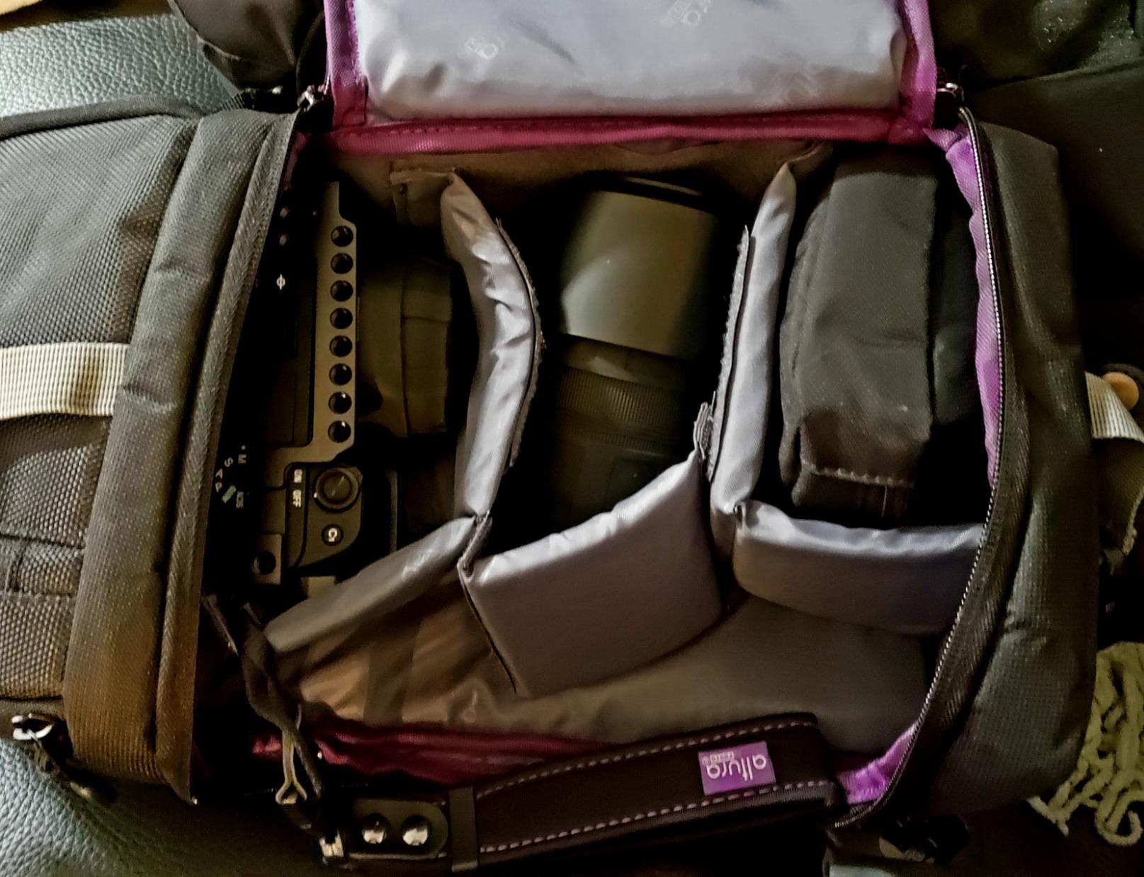 Altura Photo Camera Sling Bag Backpack, Crossbody for Canon, Nikon, Sony customer photo 1
