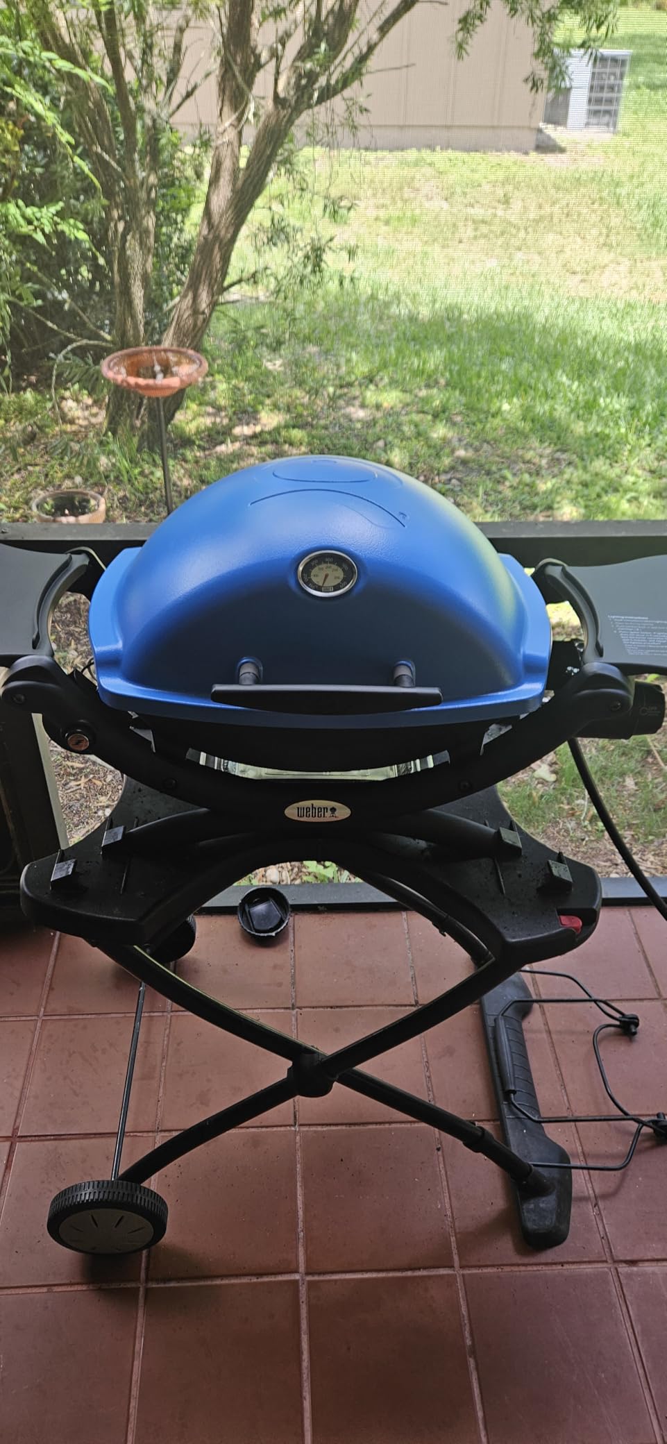 Weber® Q 1200 Portable Gas Grill, Propane Grillfor Outdoor Cooking, Orange customer photo 2