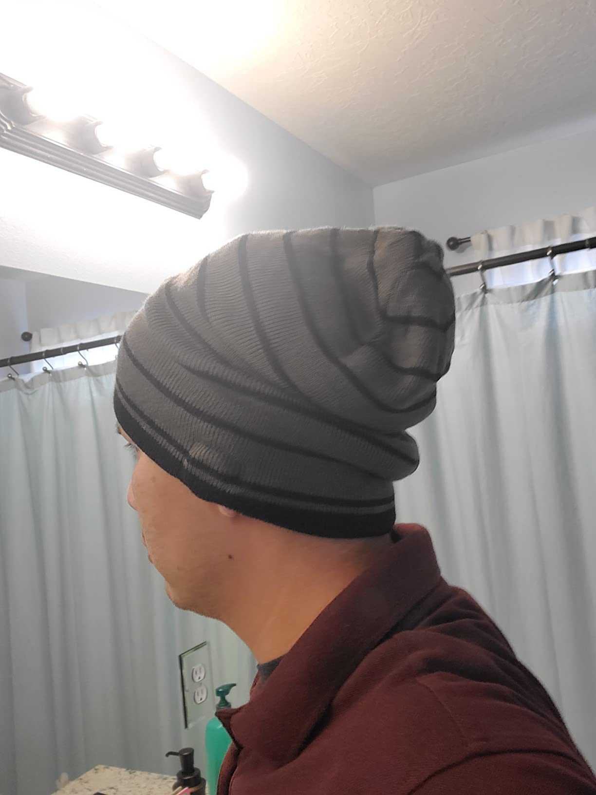 Rotibox Bluetooth Beanie Hat with Headphones for Outdoor Sports Xmas Gifts customer photo 2