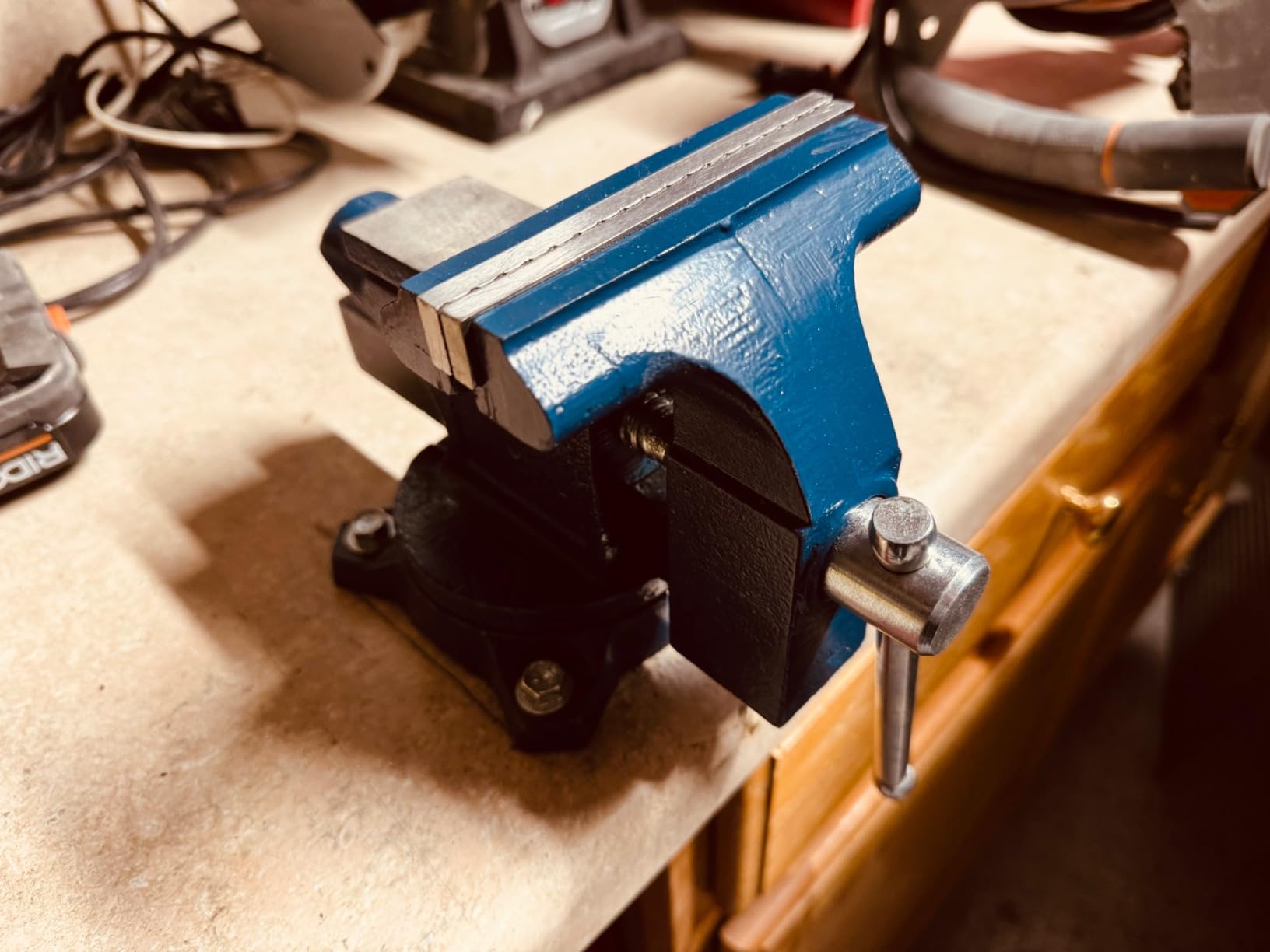 Yost Vises LV-4 Homeowner's Vise | 4.5 Inch Jaw Width with a 3 Inch Jaw Opening Home Vise | Secure Grip with Swivel Base | Blue customer photo 1