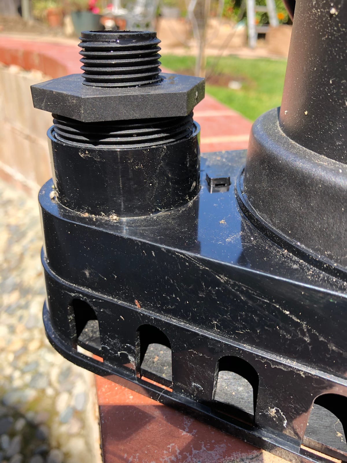 Superior Pump 91570 3300GPH Thermoplastic Submersible Utility Pump with 10-Foot Cord, 1/2 HP customer photo 2
