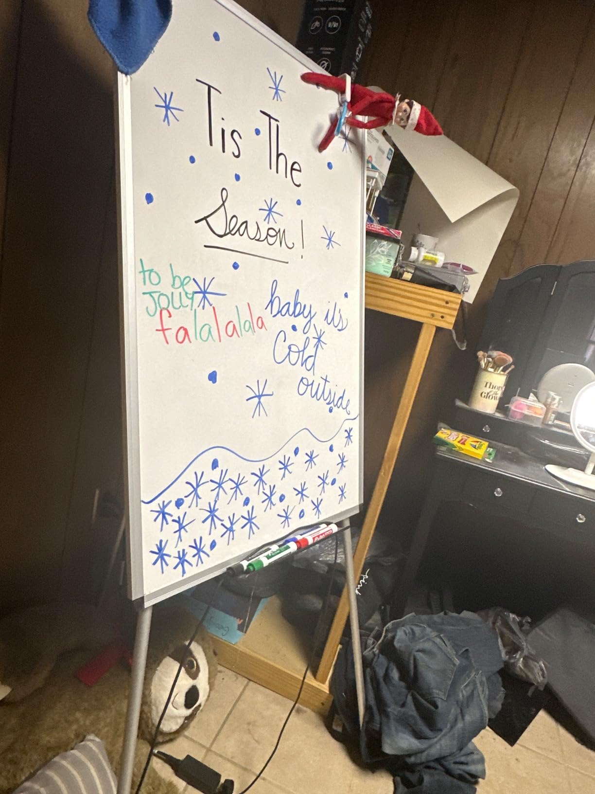 VIZ-PRO Whiteboard Easel, 36 x 24 Inches, Portable Tripod Dry Erase Board customer photo 1