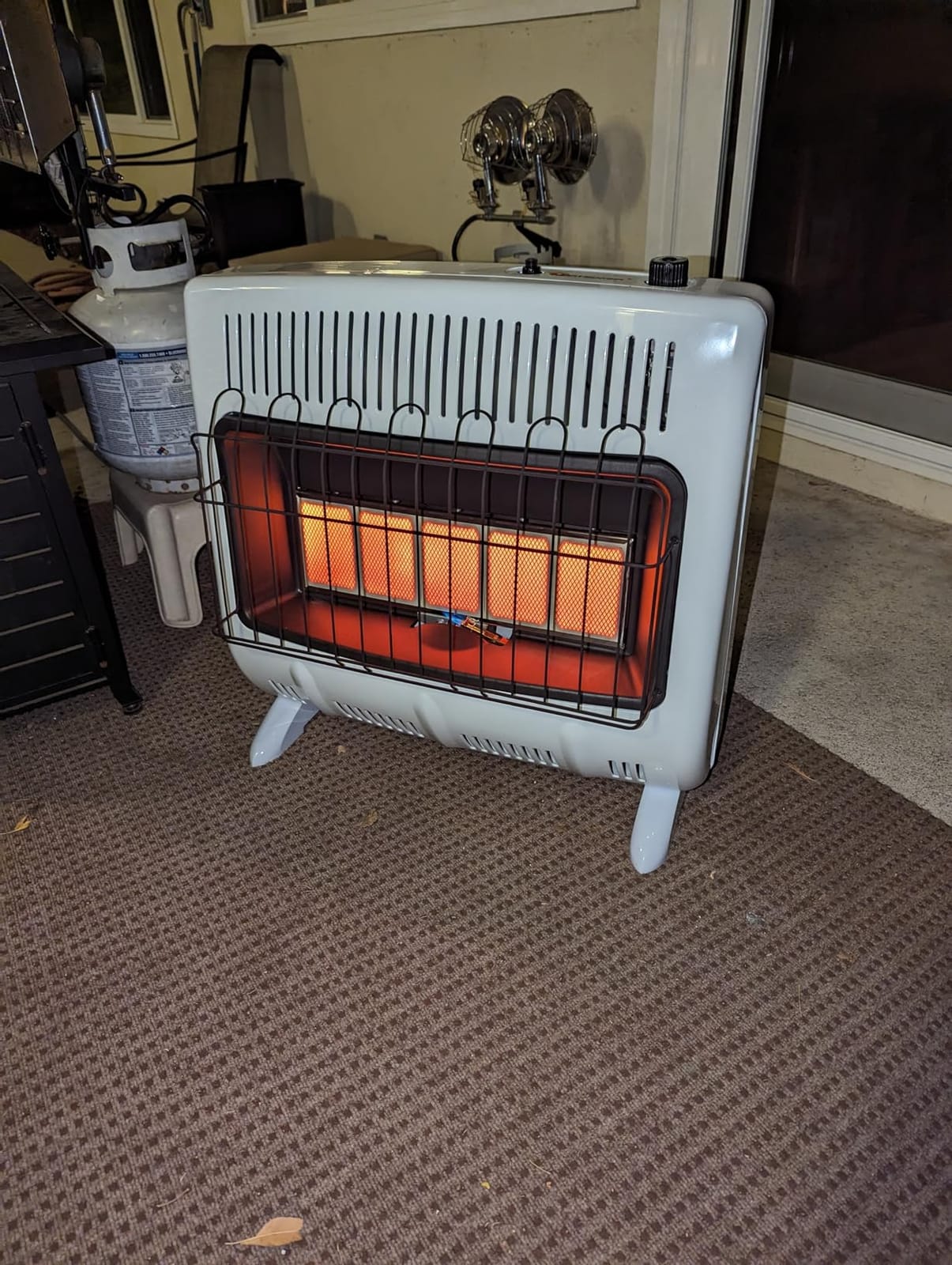 Mr. Heater 30,000 BTU Vent Free Radiant Natural Gas Heater customer photo 2
