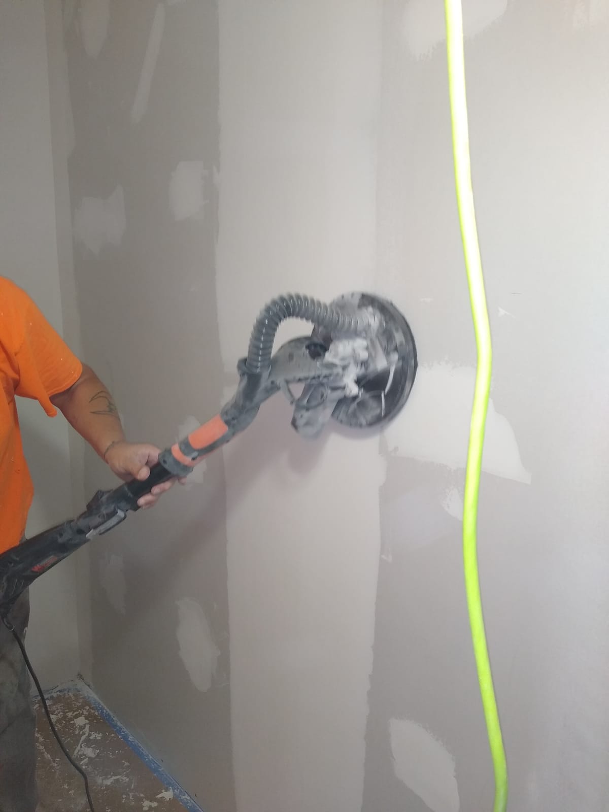 WEN Drywall Sander, Variable Speed with 15 ft. Hose (6369) customer photo 2