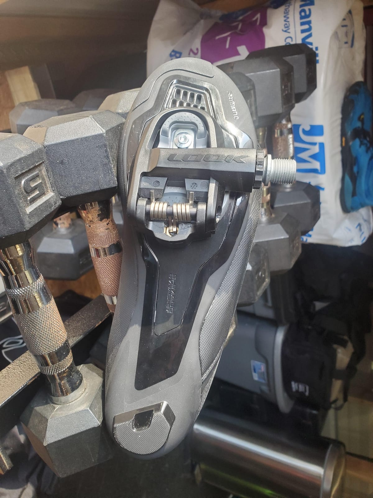 LOOK Cycle Bicycle Pedals, Keo Classic 3 Bicycle Pedals Clipless Pedals, 400 Mm² Platform Area Easily Adjustable Tension Composite Body Material Chromoly Spindle customer photo 2