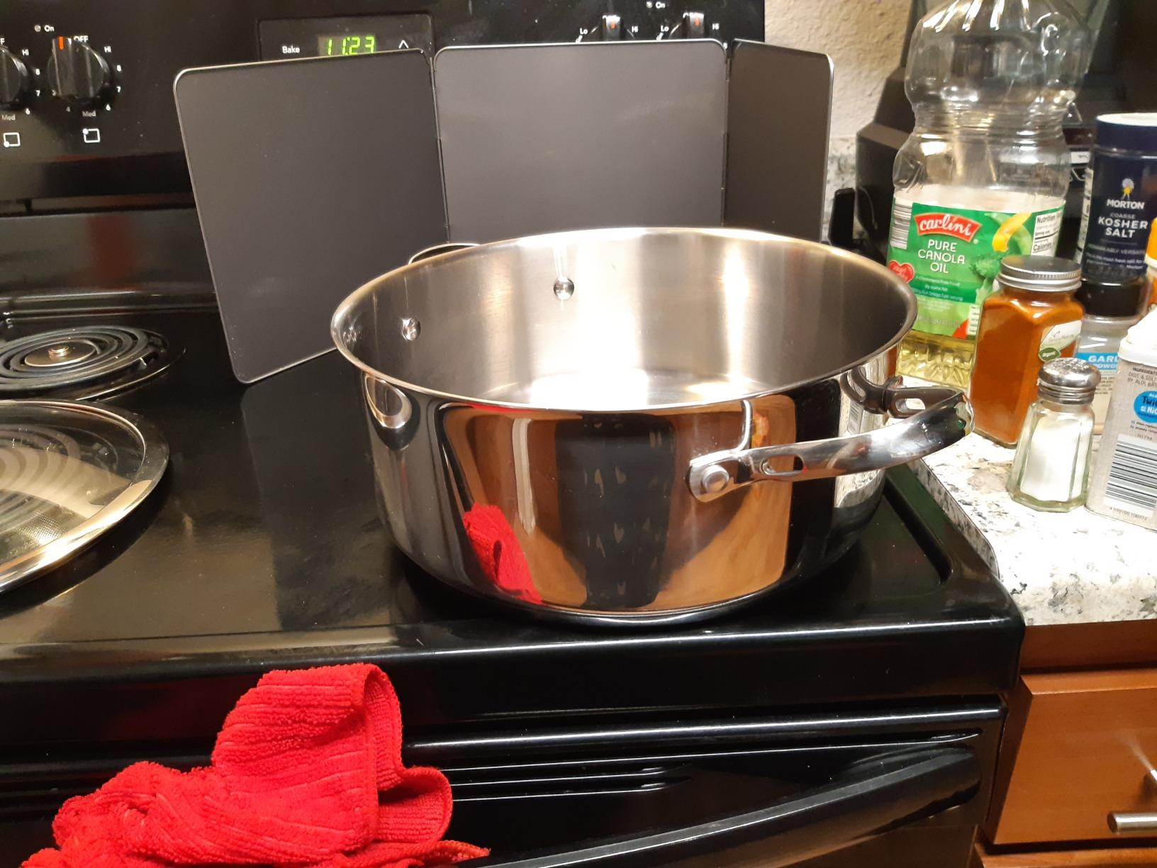 Cooks Standard 7 Quart Stock Pot, Stainless Steel Cooking Pot with Lid customer photo 1