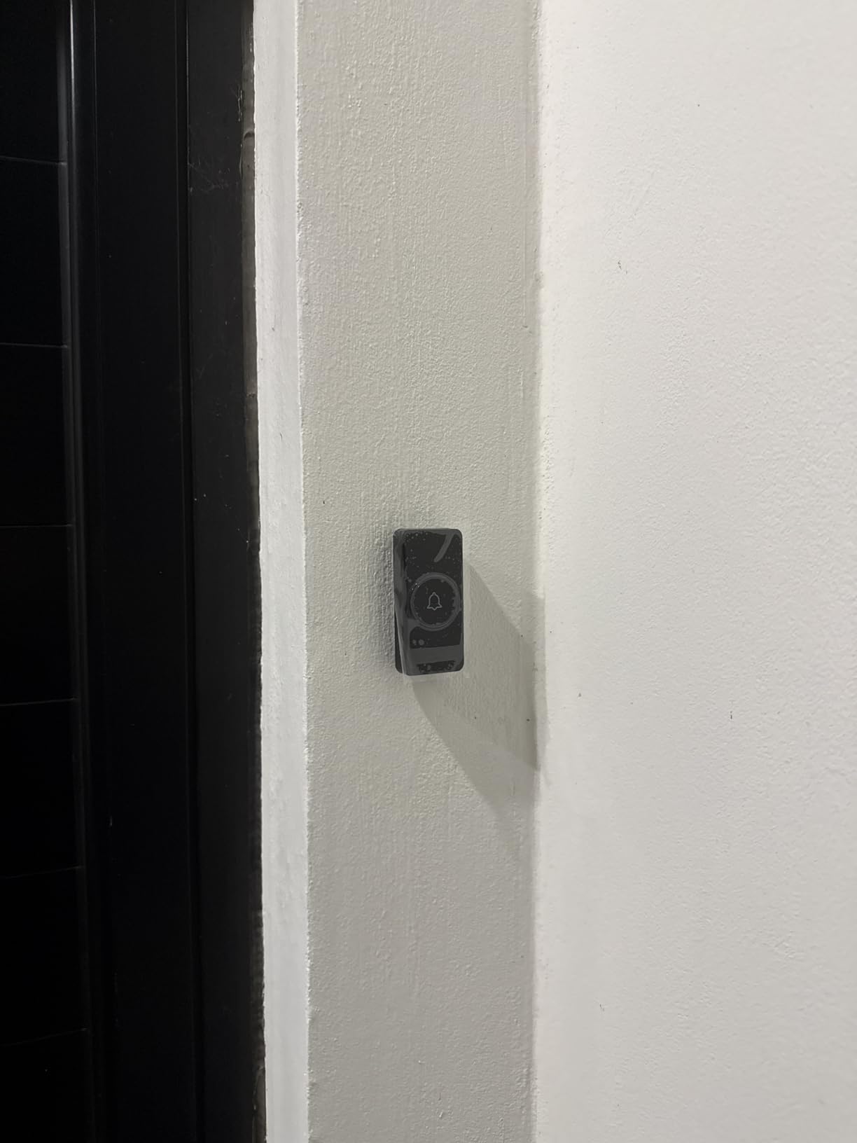AVANTEK Wireless Doorbell, 1300 ft Range, Waterproof, 2 Receivers, Black customer photo 1