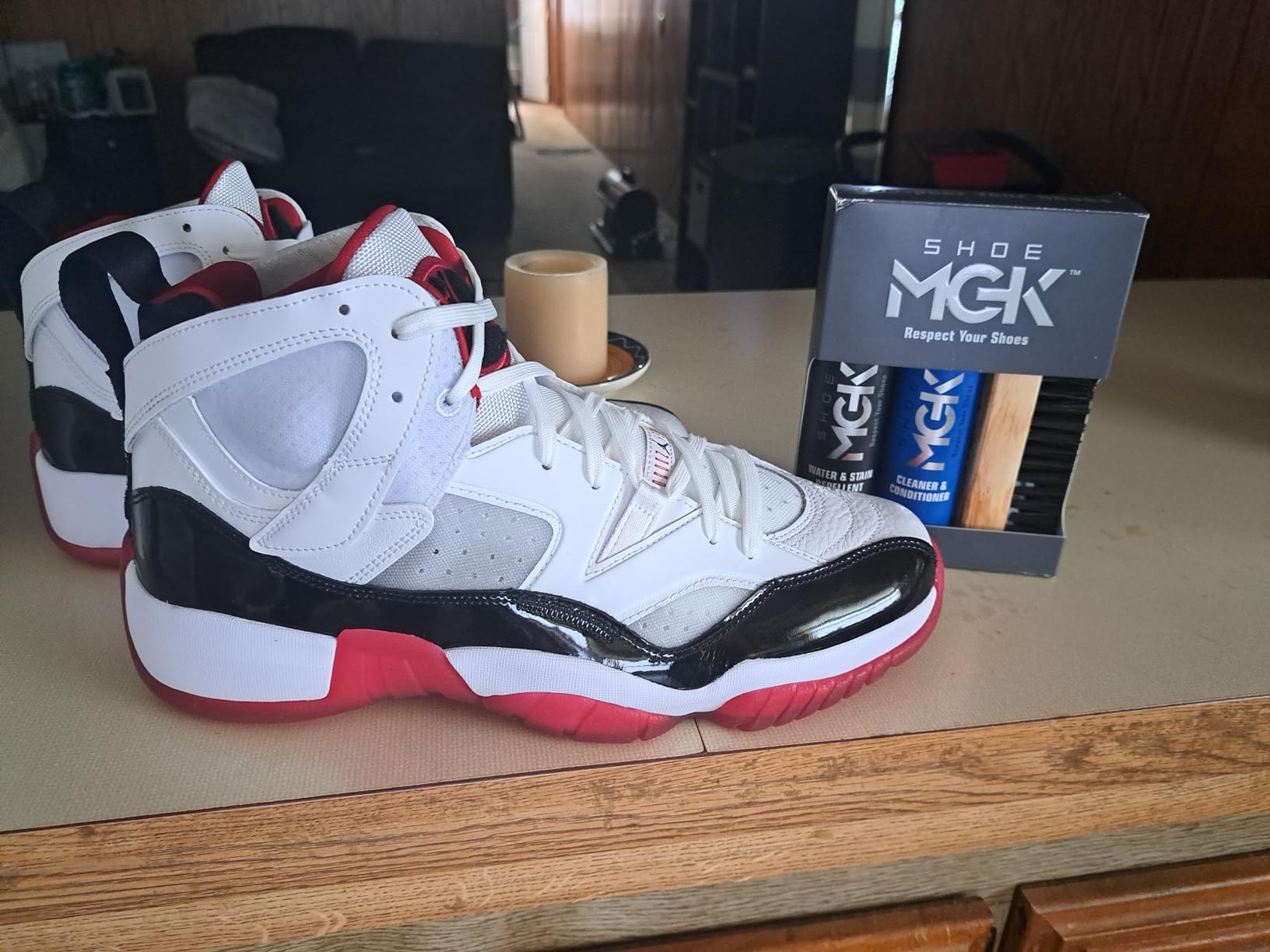 Shoe MGK Clean & Protect Shoe Care Kit Shoe Cleaner & Conditioner, Water & Stain Repellent, and Brush customer photo 1
