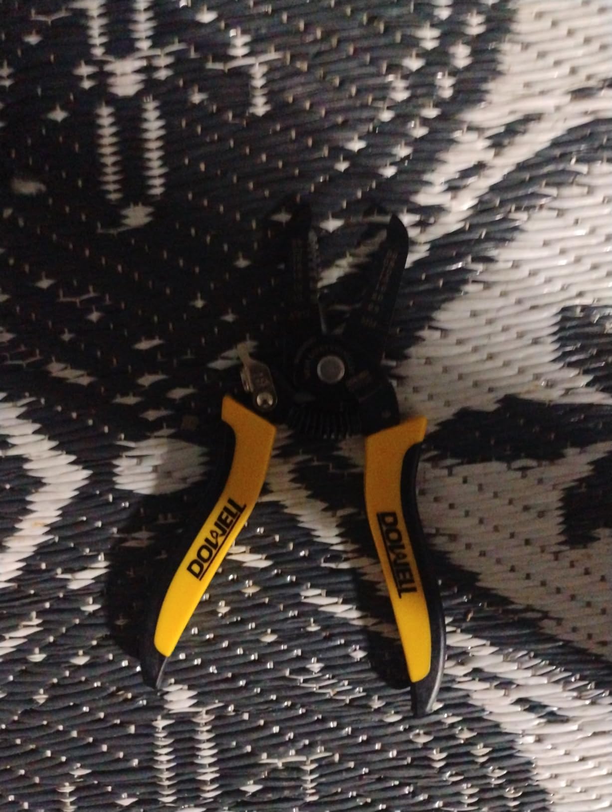 DOWELL Wire Stripper, 10-22 AWG Wire Cutter, Stripping Tool customer photo 2
