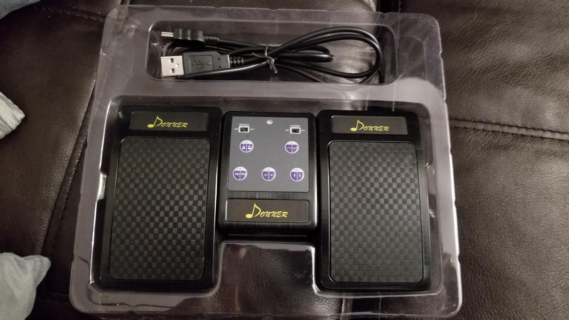 Donner Wireless Bluetooth Page Turner Pedal for iPad Tablets Phone Foot Pedal Rechargeable,Black customer photo 1