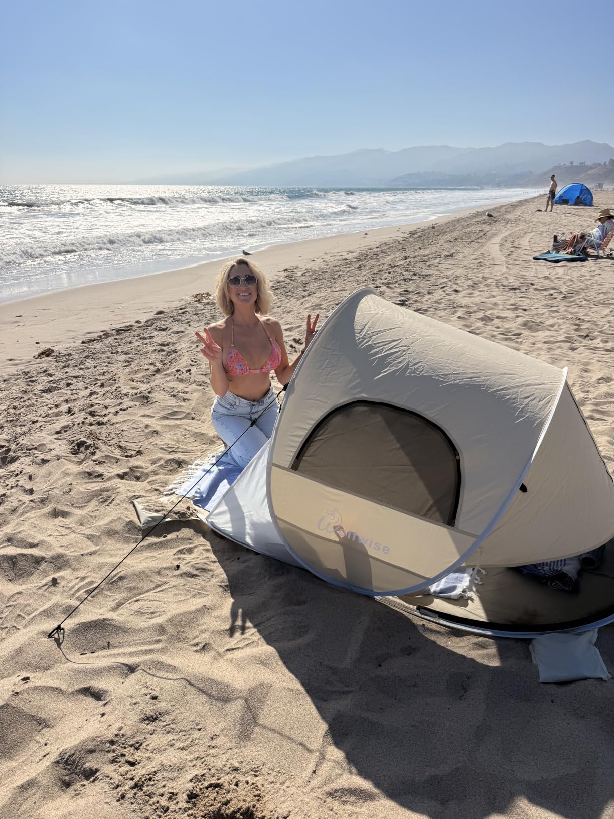 Wolfwise Pop Up Beach Tent, Easy Setup Sun Shade Shelter Foldable 3 Person customer photo 1