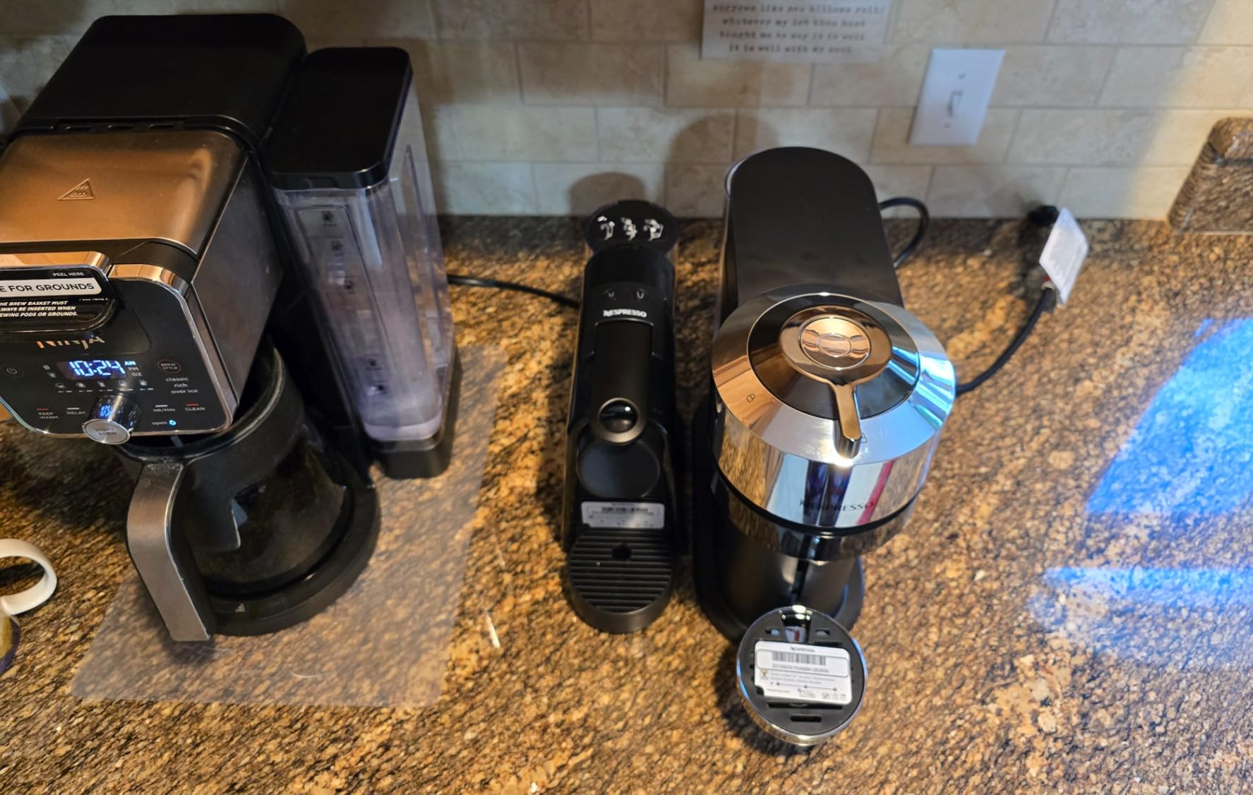 Nespresso Essenza Mini Coffee and Espresso Machine by De'Longhi, 1150 watts, 110ml, Black customer photo 2