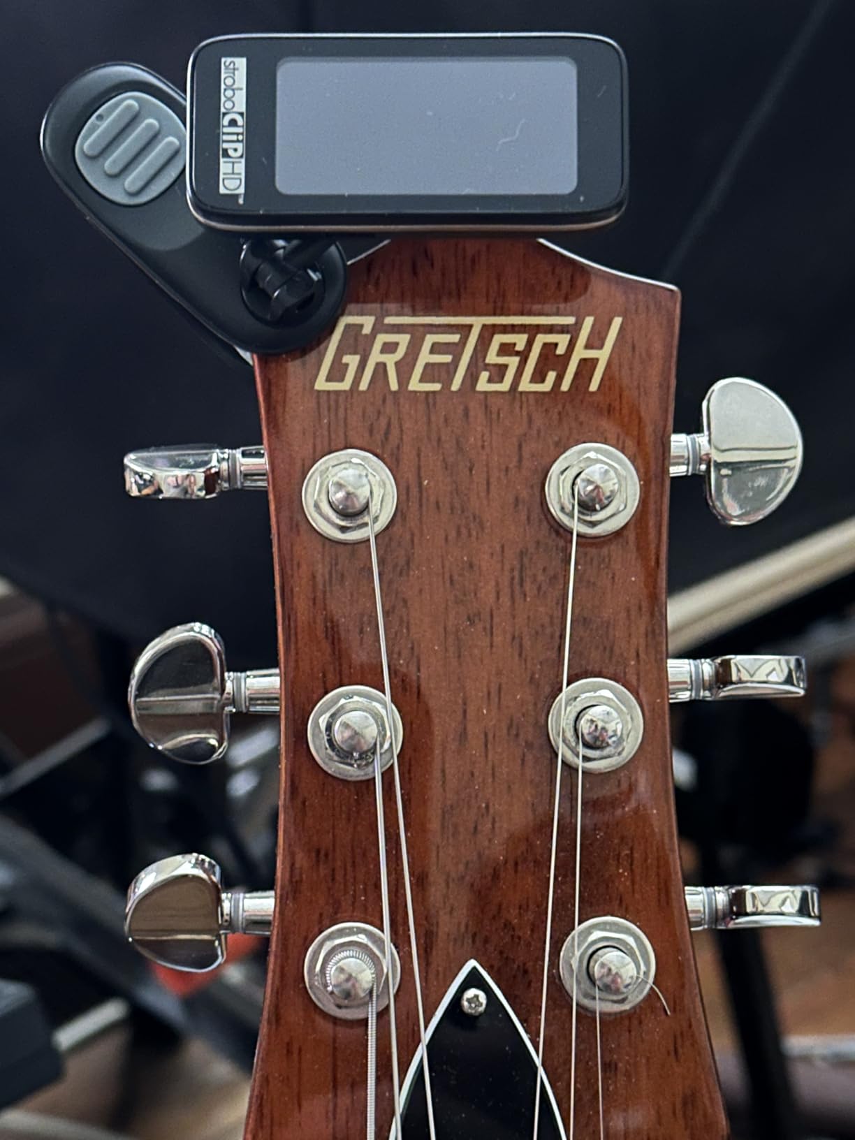 Peterson StroboClip HD Clip-On Guitar Tuner, ±0.1 Cent Accuracy for Acoustic, Electric, Bass, Violin, Ukulele customer photo 2