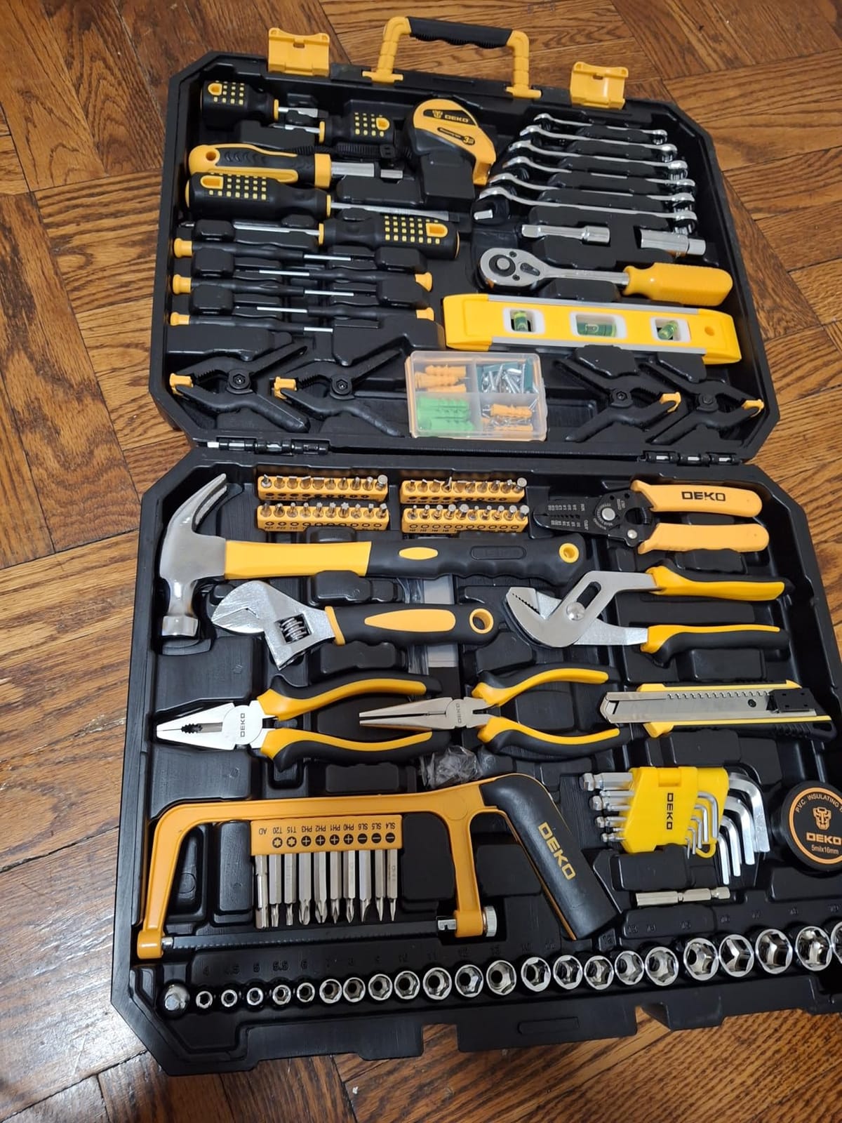 DEKOPRO 228 Piece Socket Wrench Auto Repair Tool Combination Package Mixed Tool Set Hand Tool Kit with Plastic Toolbox Storage Case customer photo 1