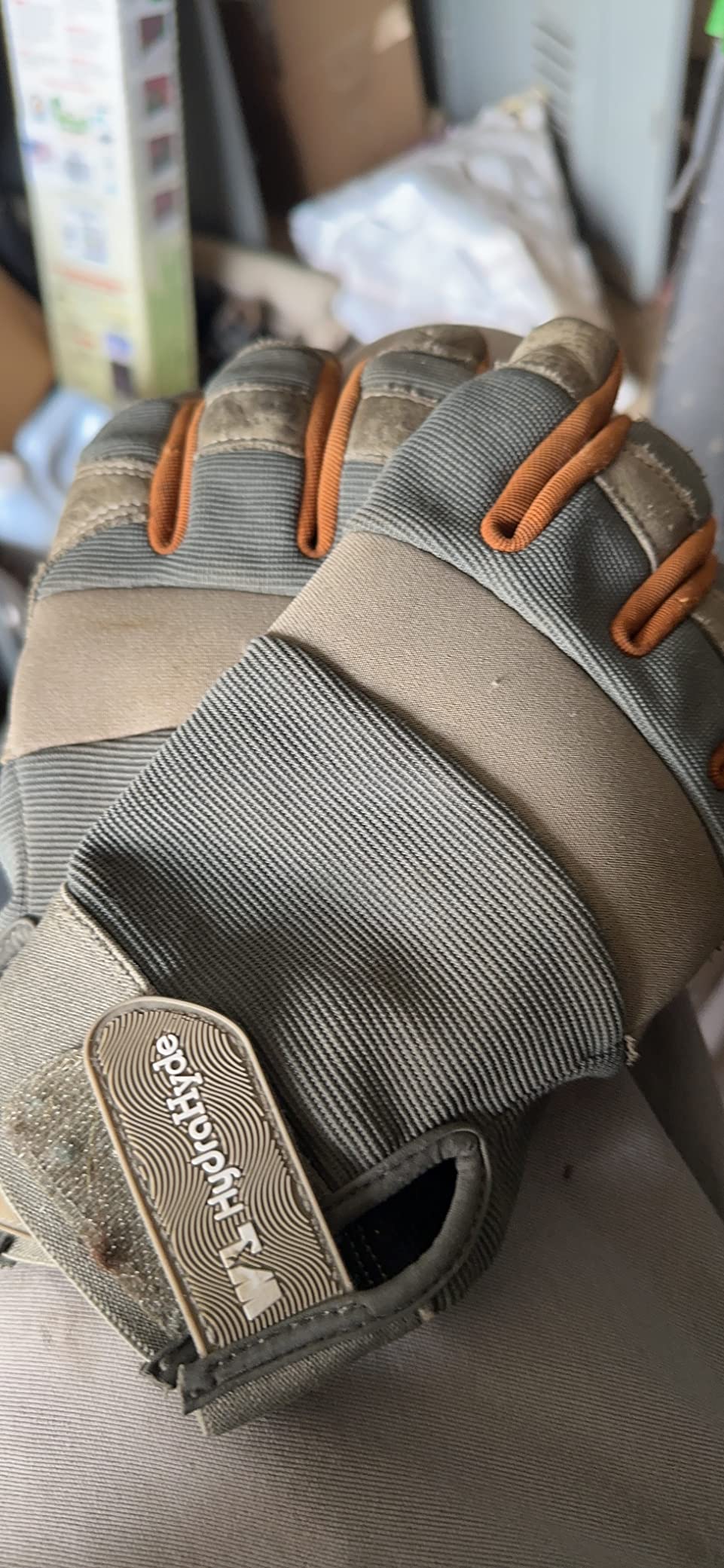 Wells Lamont Men's Leather Palm Work Gloves – HydraHyde Water-Resistant Leather, Flexible Spandex Back, Adjustable Closure customer photo 1