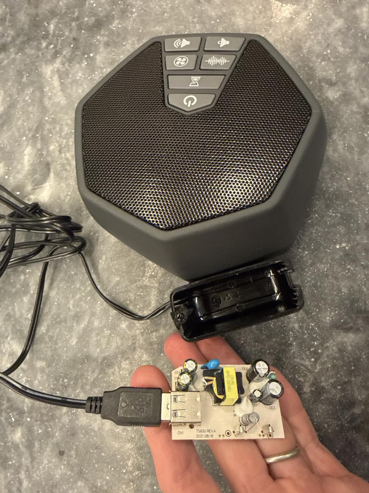 Adaptive Sound Technologies LectroFan EVO Sound Machine, White customer photo 2