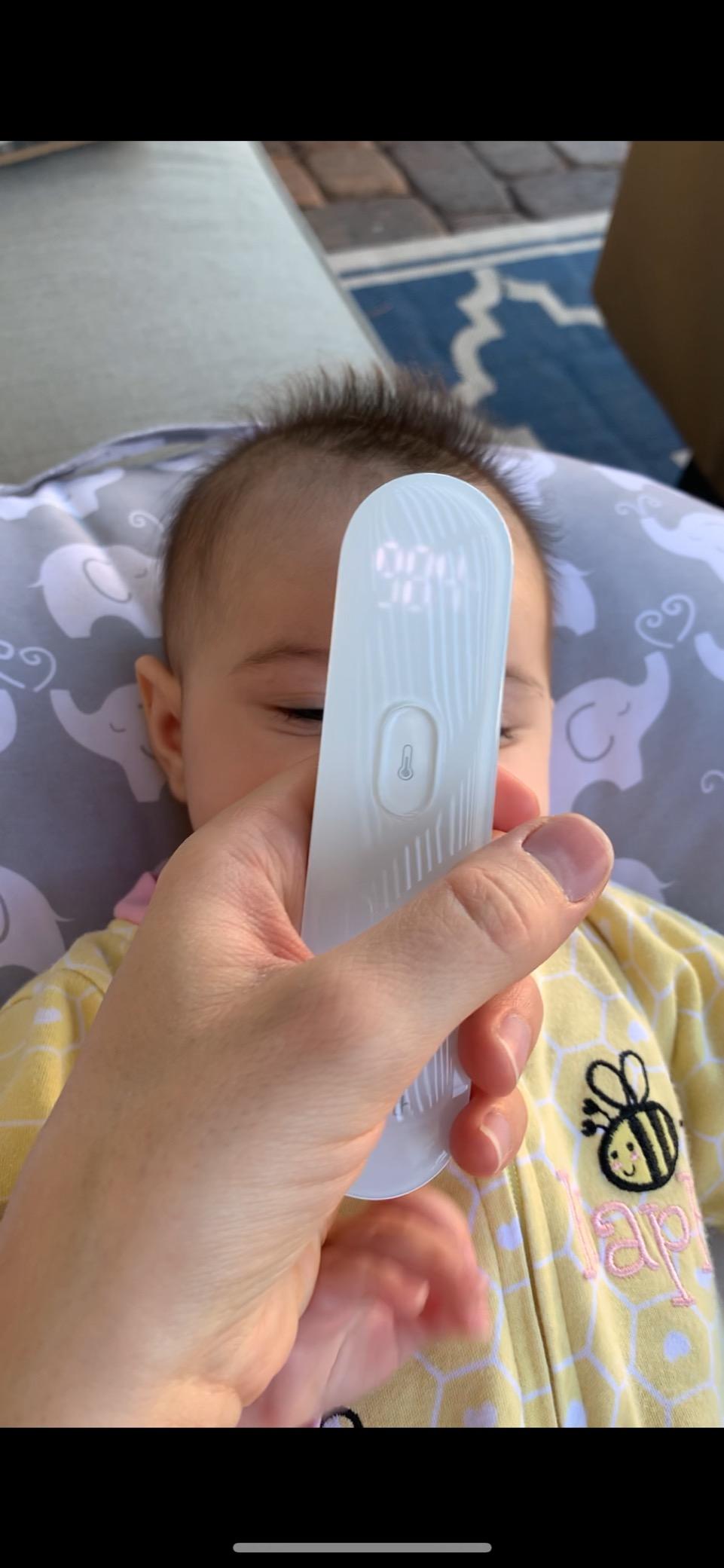 iHealth No-Touch Forehead Thermometer for Adults, Kids, Babies PT3 | 1s Fast Accurate, 3 Ultra-Sensitive Sensors, Quiet Vibration Feedback, Digital Large LED Digits, Use for Home & Nurses customer photo 1