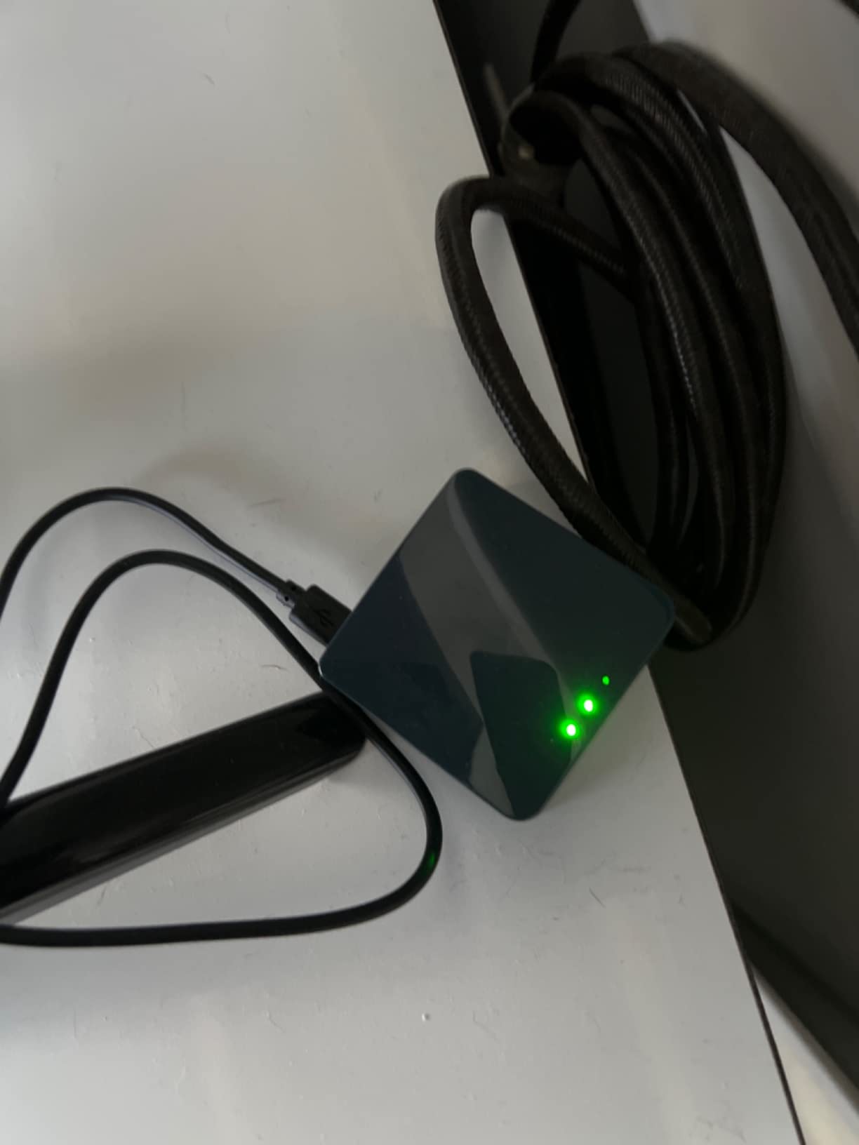 GL.iNet GL-AR300M16 Mini Travel Wi-Fi Router, OpenWrt, 2 Ethernet, USB 2.0 | OpenWrt pre-installed, OpenVPN and WireGuard client and server ready, 128MB RAM, 16MB NOR Flash, 2 Ethernet ports customer photo 1