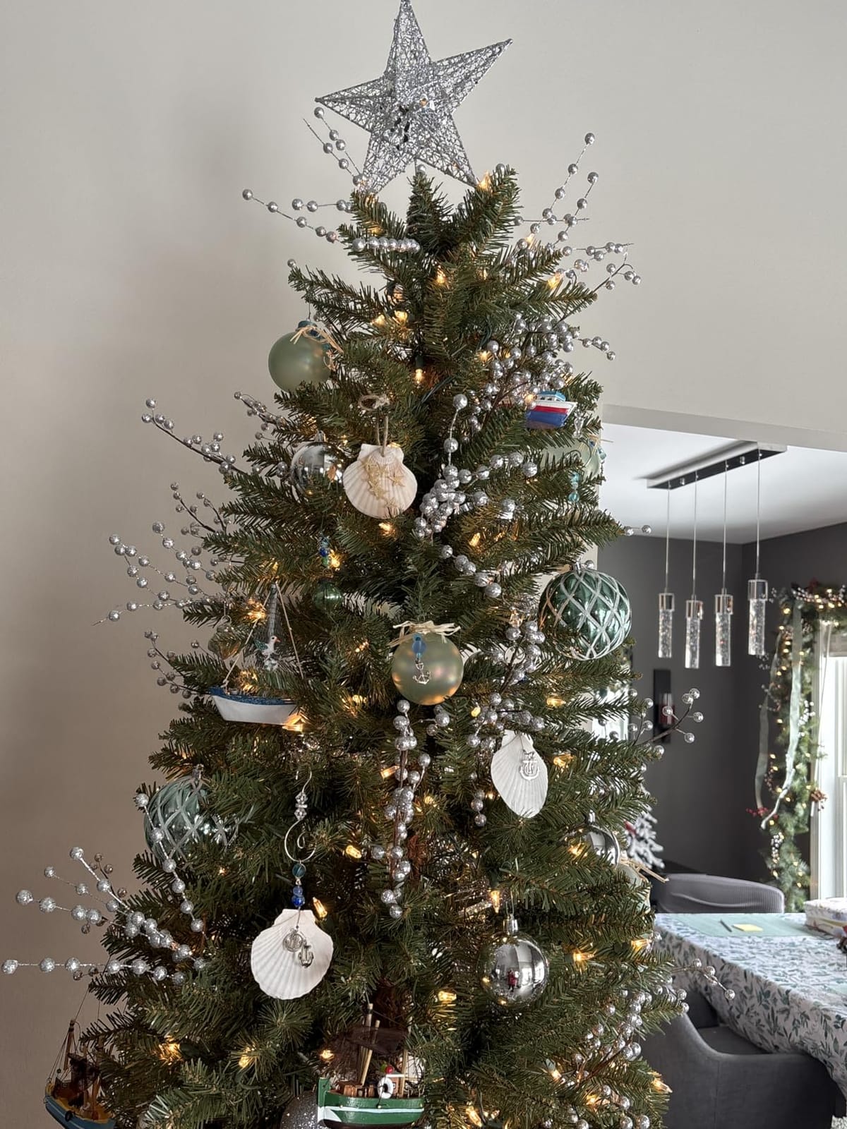 Puleo International 6.5ft Pre-Lit Fraser Fir Pencil Christmas Tree customer photo 2