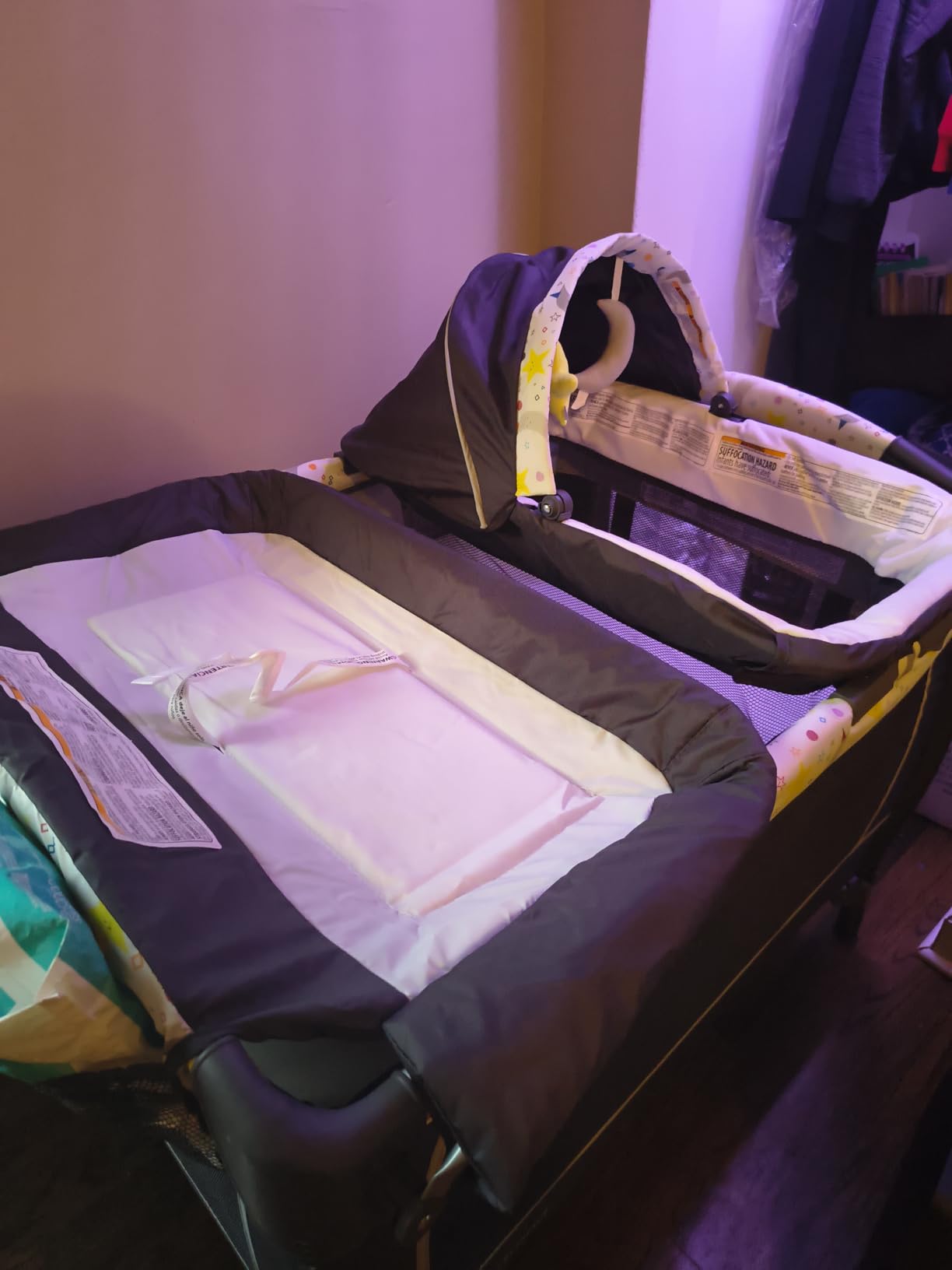 Baby Trend Lil' Snooze Deluxe II Nursery Center, Twinkle Twinkle Little Moon customer photo 2