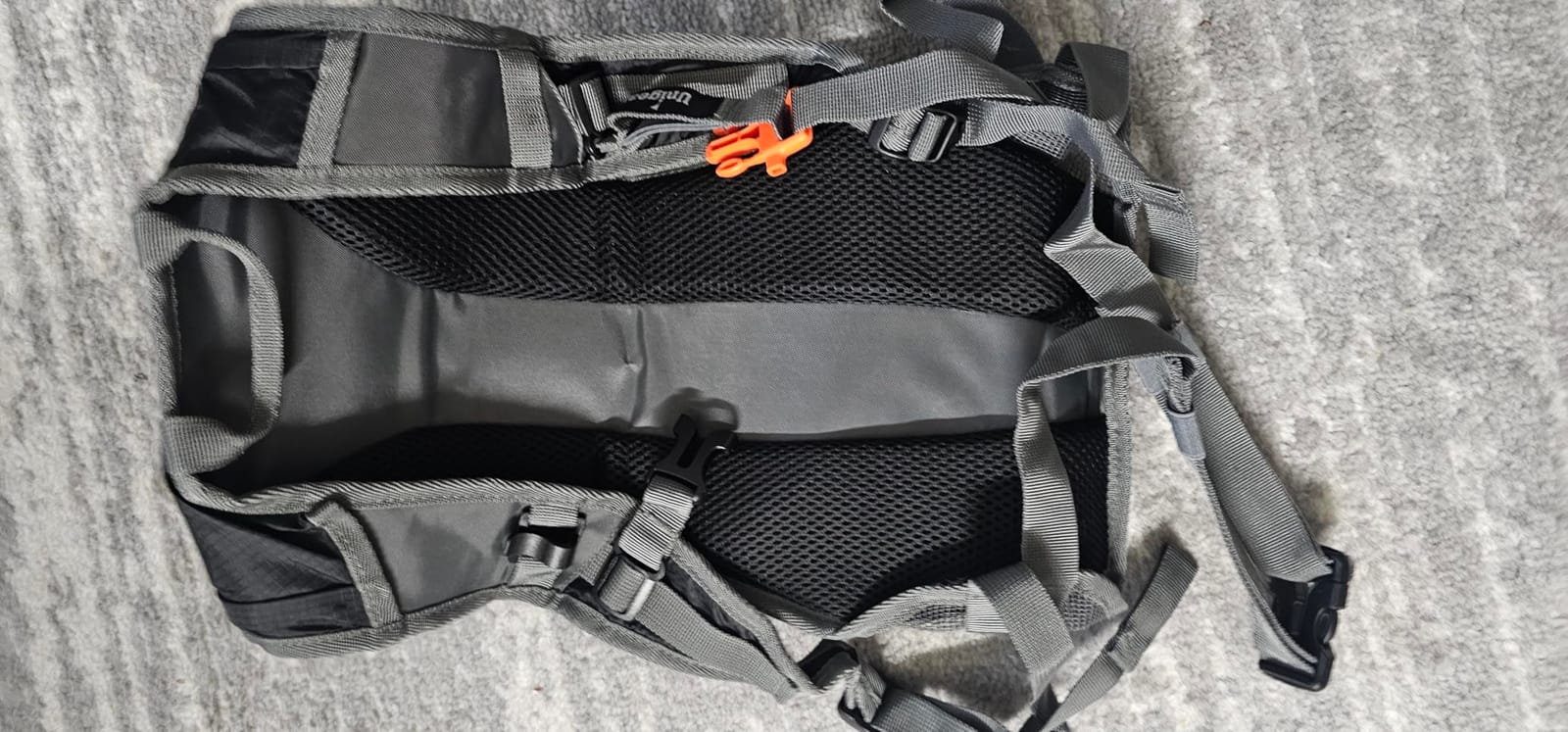 Unigear Hydration Pack Backpack with 2L Water Bladder for Hiking & Cycling customer photo 2