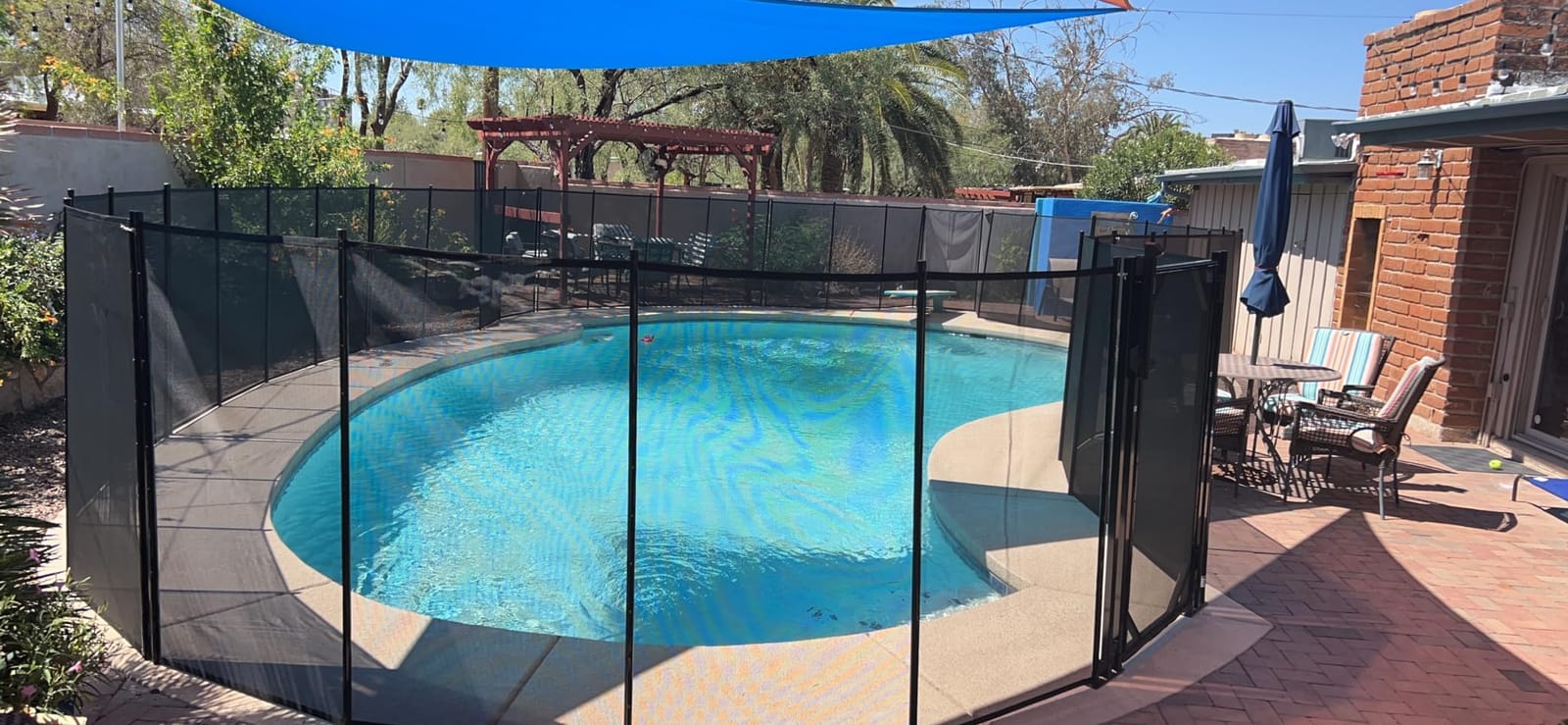 WaterWarden WWG201B Gate, Gate-30” Wide Self-Closing and Removable Door, Coordinates with 4’x12’ Outdoor Child Safety In-Ground Pool Fencing, Easy DIY Installation, 4' x 30