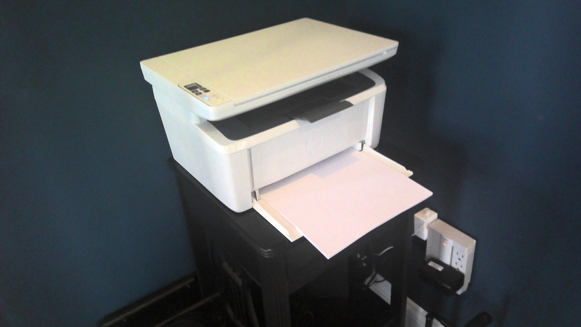 HP Laserjet Pro MFP M29w Wireless Monochrome All-in-One Printer, Works with Alexa (Y5S53A) customer photo 2